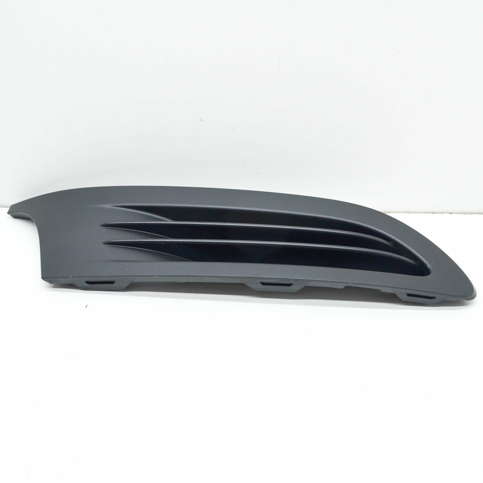 NEW VW GOLF MK5 PLUS FRONT BUMPER RIGHT VENT GRILLE 5M0853666J9B9 ORIGINAL
