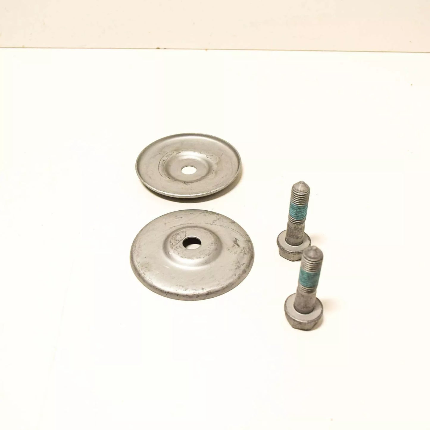 NEW MERCEDES-BENZ E-CLASS W124 SUB FRAME MOUNT KIT A1243506708 ORIGINAL