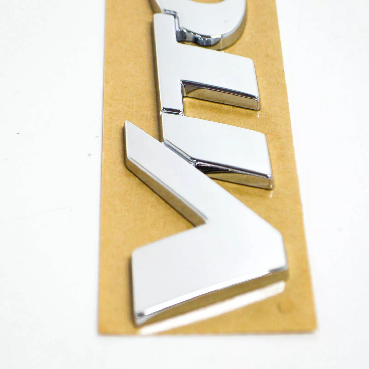 NEW MERCEDES-BENZ VITO W639 REAR EMBLEM BADGE A6398171314