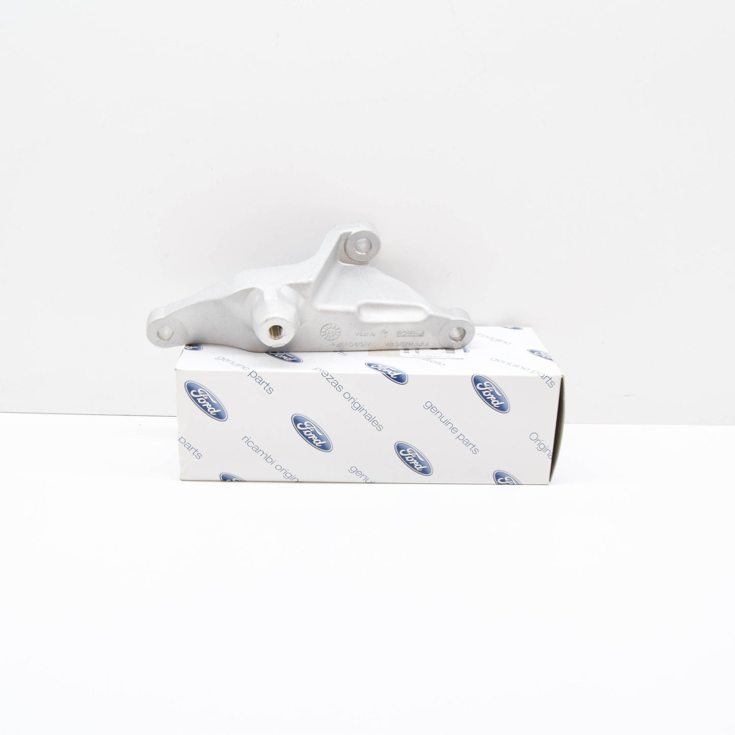 new ford kuga mk2 c520 gearbox mount support f1f1-7m125-ba 1870398 original