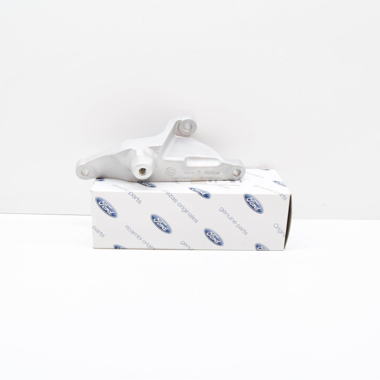 new ford kuga mk2 c520 gearbox mount support f1f1-7m125-ba 1870398 original