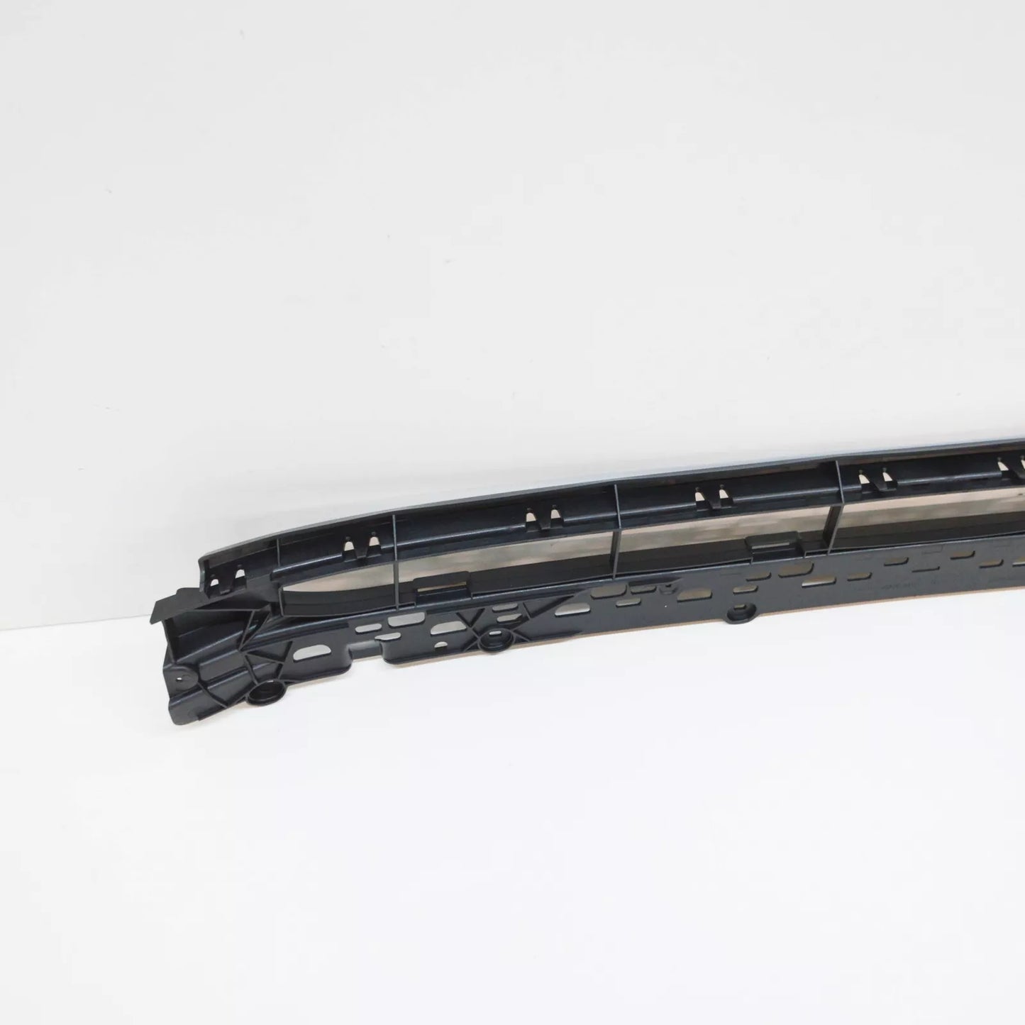 NEW AUDI Q8 4MN FRONT LOWER CENTRE GRILLE 4M8807647C9B9 4M8807647C 9B9