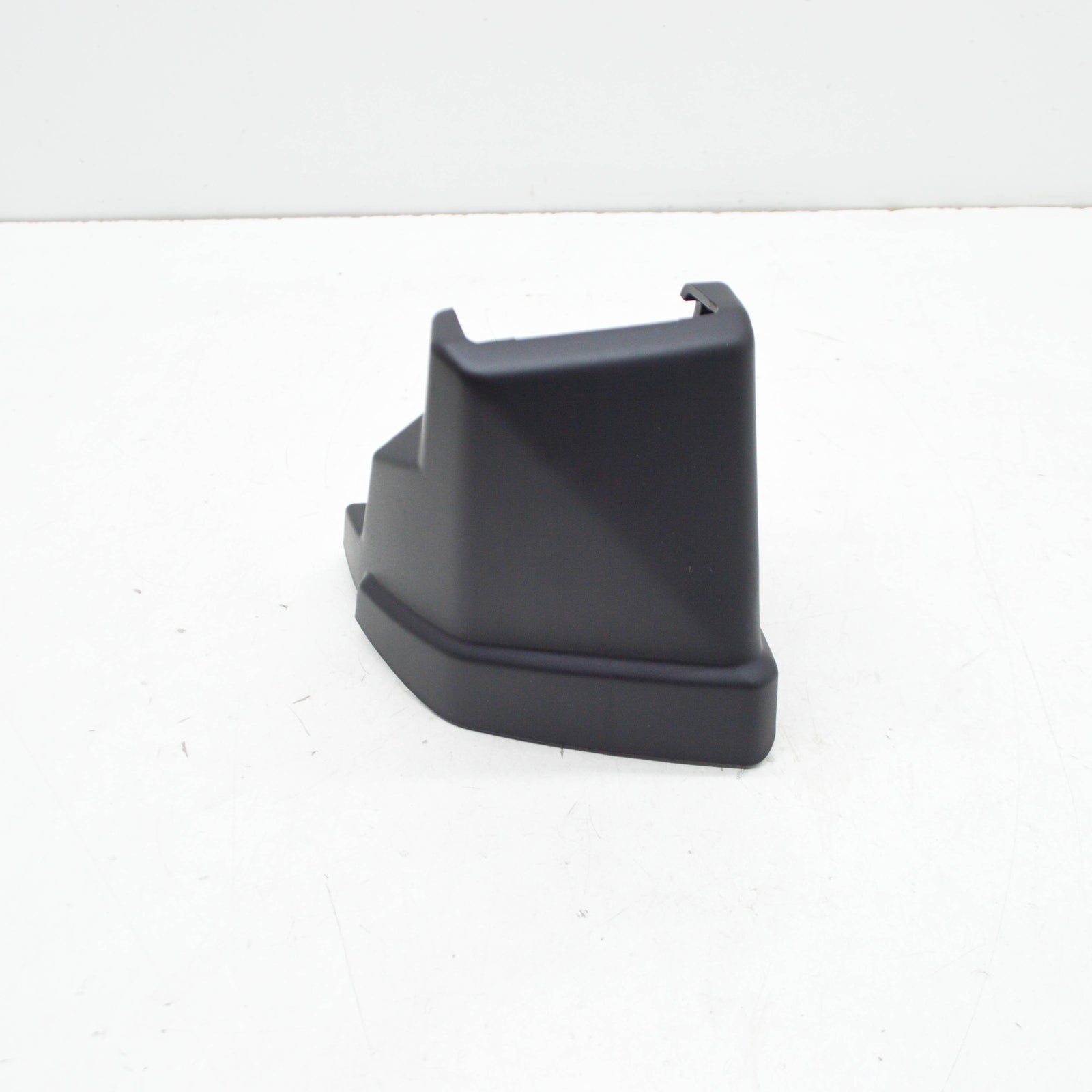 NEW AUDI Q7 4M REAR SEAT RAIL TRIM COVER 4M0883688A4PK ORIGINAL