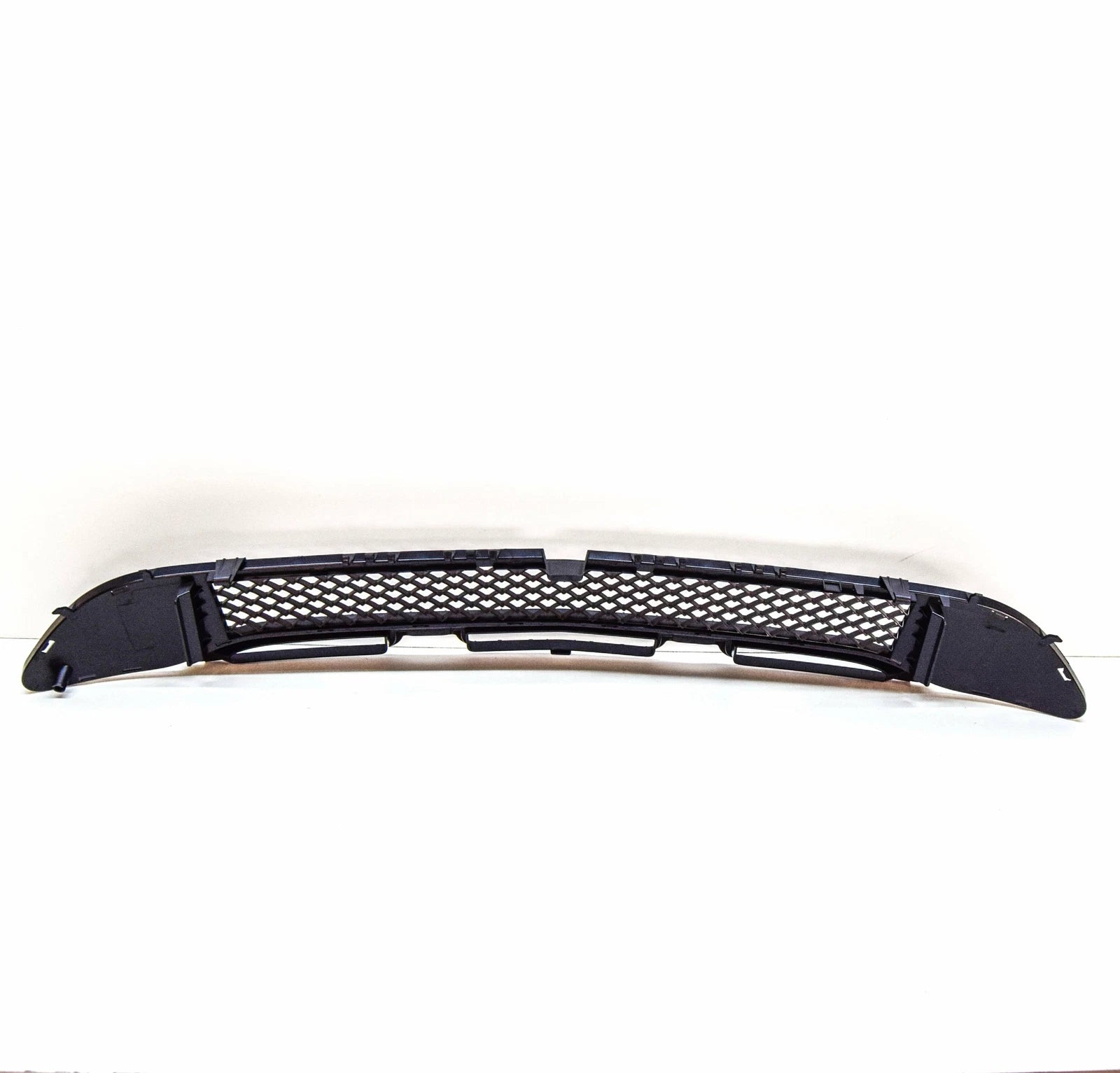 NEW MERCEDES BENZ GLA X156 FRONT BUMPER LOWER GRILLE A1568804100 ORIGINAL