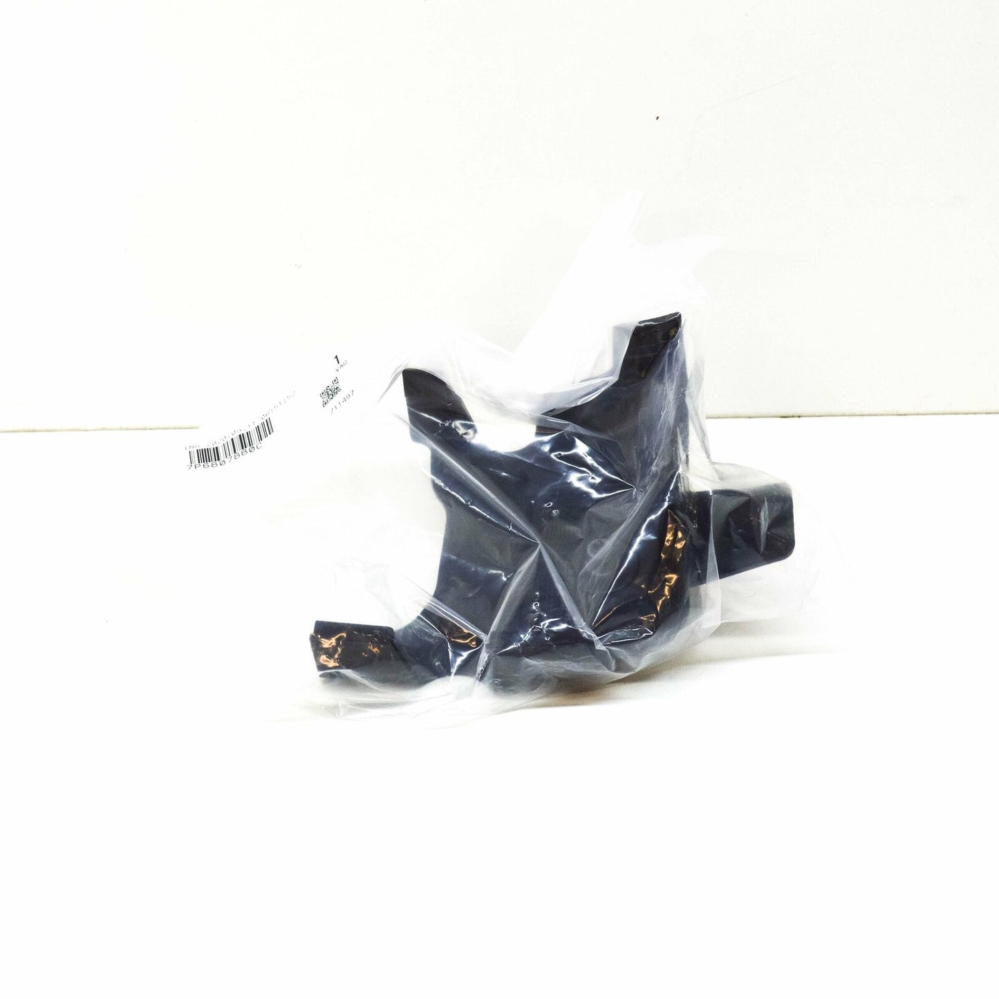 NEW VOLKSWAGEN TOUAREG 7P FRONT RIGHT BUMPER ADJUST BRACKET 7P6807880C ORIGINAL