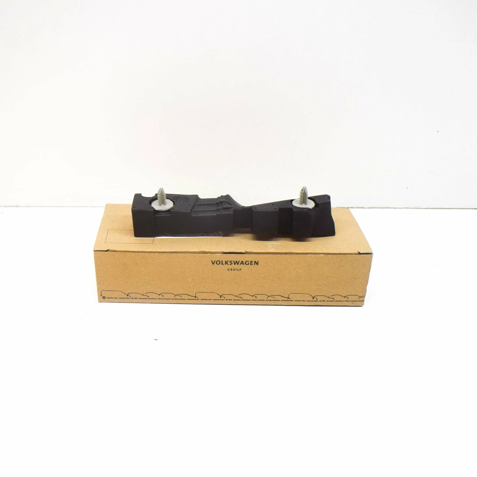 NEW AUDI A6 C8 FRONT RIGHT FENDER WING INSERT INSULATOR 4K8807252 ORIGINAL