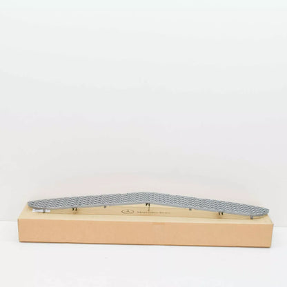 NEW MERCEDES BENZ CLS C219 FRONT BUMPER LOWER CENTER GRILLE A2198851923