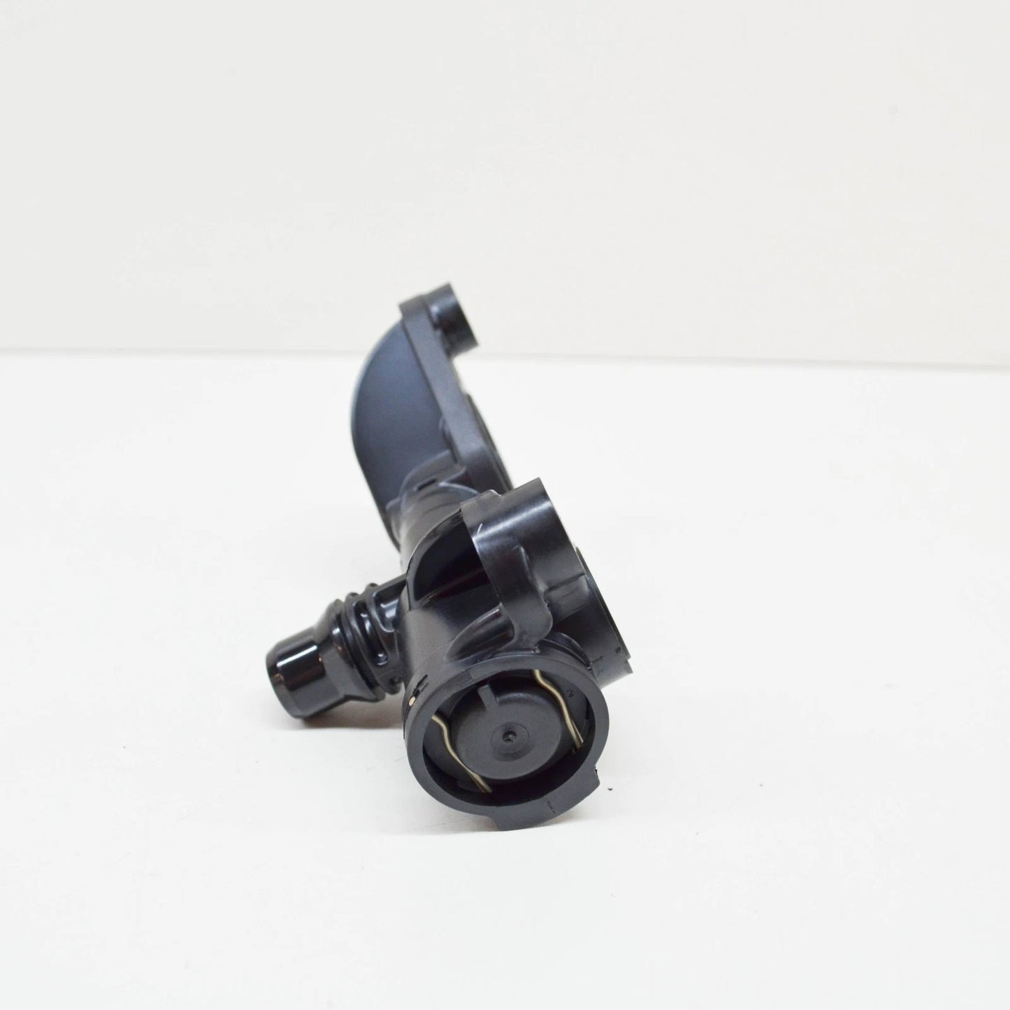 NEW BMW X5 E70 OIL COOLER THERMOSTAT 17107558267 7558267 ORIGINAL