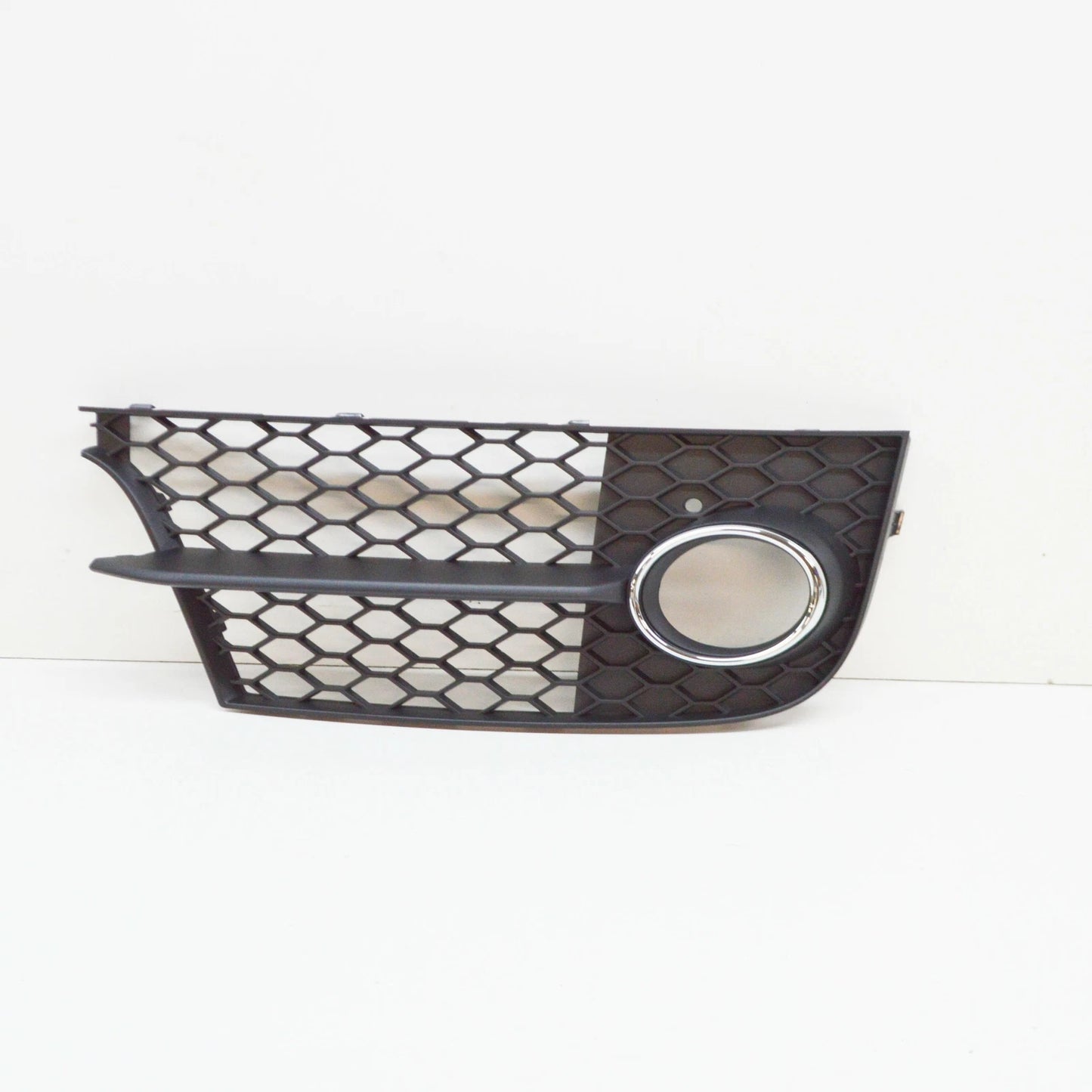 NEW AUDI TT 8J FRONT BUMPER RIGHT AIR GUIDE GRILLE 8J0807682HT94 ORIGINAL