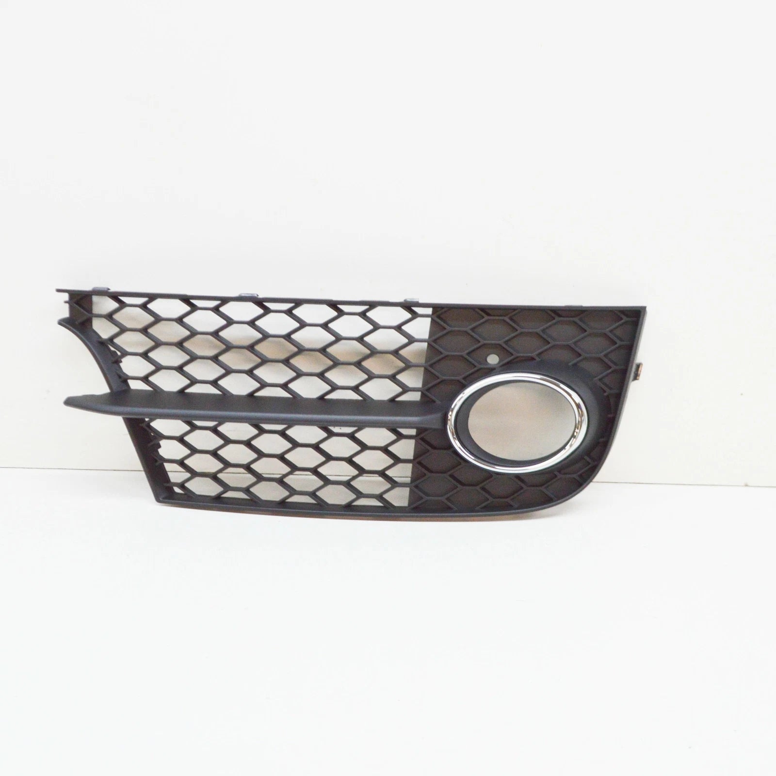 NEW AUDI TT 8J FRONT BUMPER RIGHT AIR GUIDE GRILLE 8J0807682HT94 ORIGINAL