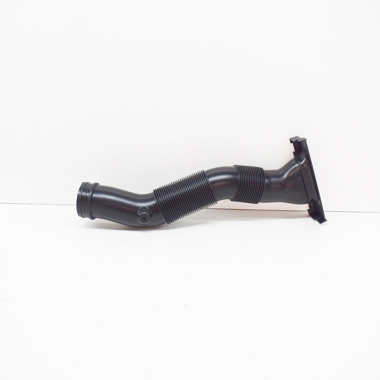 NEW VOLKSWAGEN CADDY 2K INTAKE AIR DUCT 1K0129609D ORIGINAL