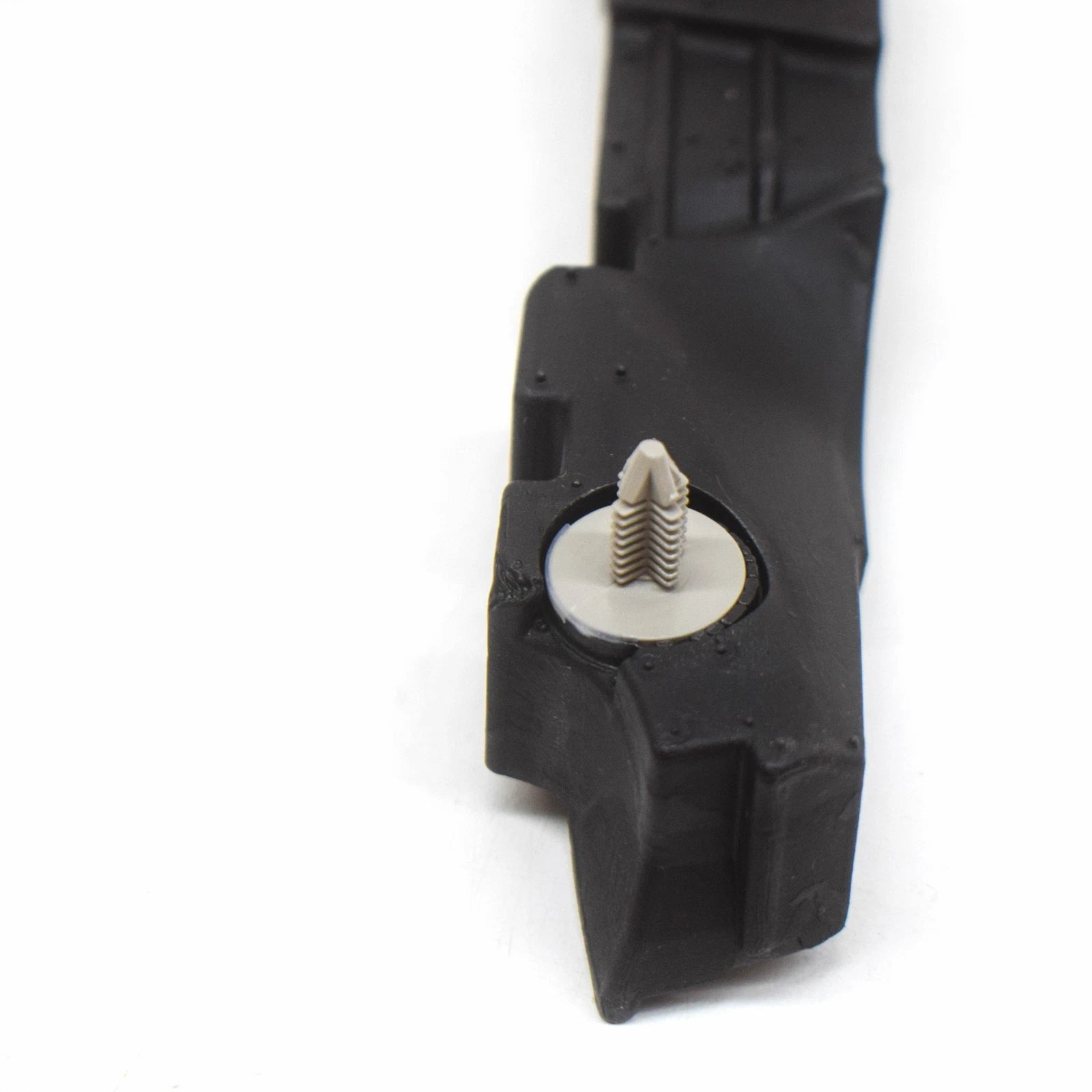 NEW AUDI A6 C8 FRONT RIGHT FENDER WING INSERT INSULATOR 4K8807252 ORIGINAL