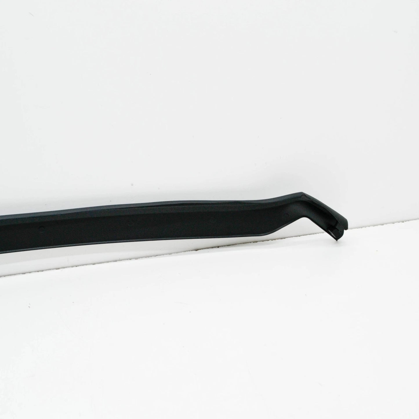 NEW AUDI A8 D4 ENGINE HOOD BONNET SEAL COVER 4H0823739C ORIGINAL