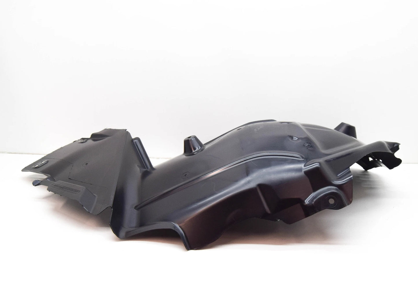 NEW MERCEDES-BENZ C W205 FRONT LEFT INNER ARCH LINER A2056913300 ORIGINAL