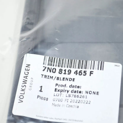 NEW AUDI A1 SPORTBACK GB REAR QUARTER PANEL VENT GRILLE 7N0819465F