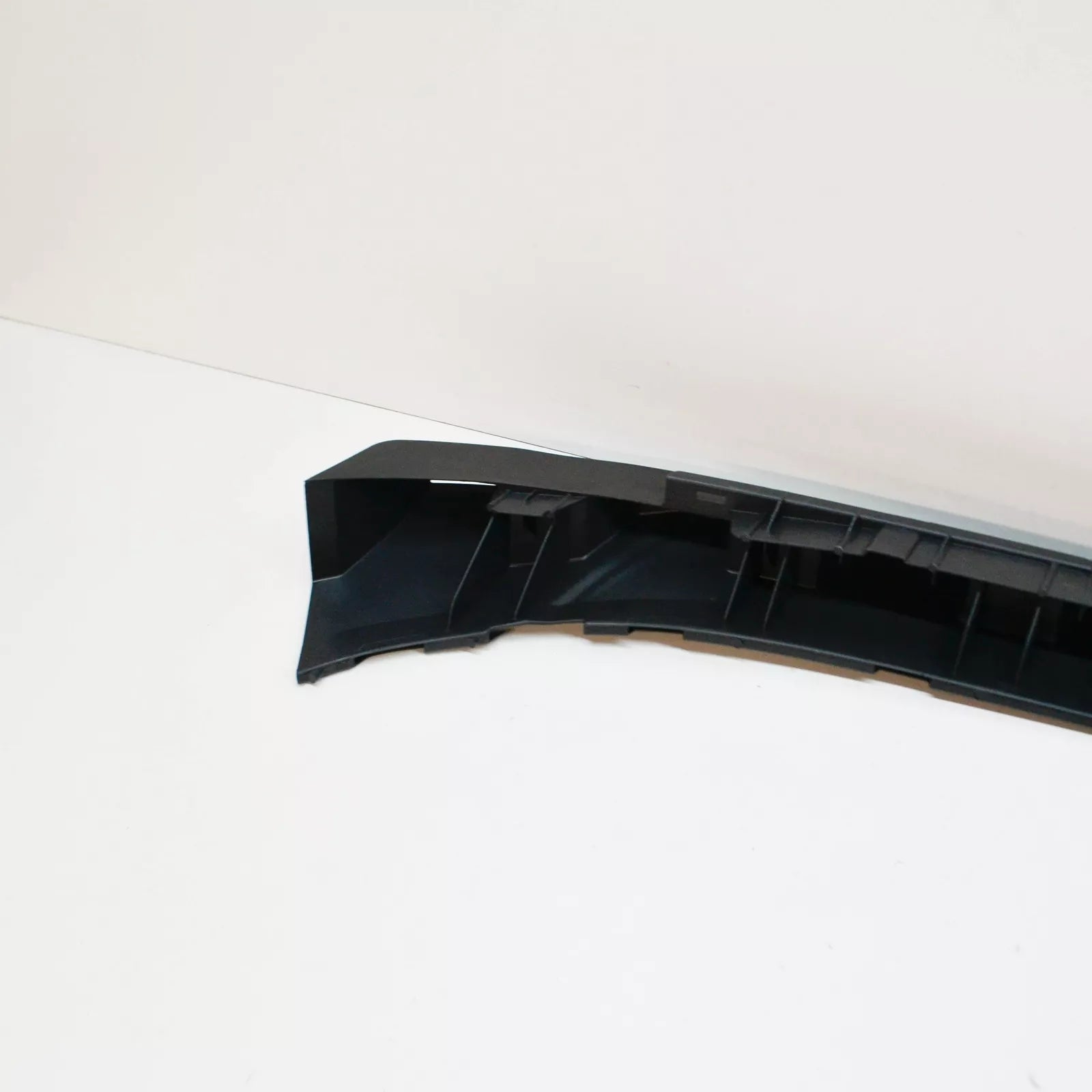 NEW MERCEDES-BENZ S-CLASS W221 FRONT BUMPER REINFORCEMENT BAR A2218850516