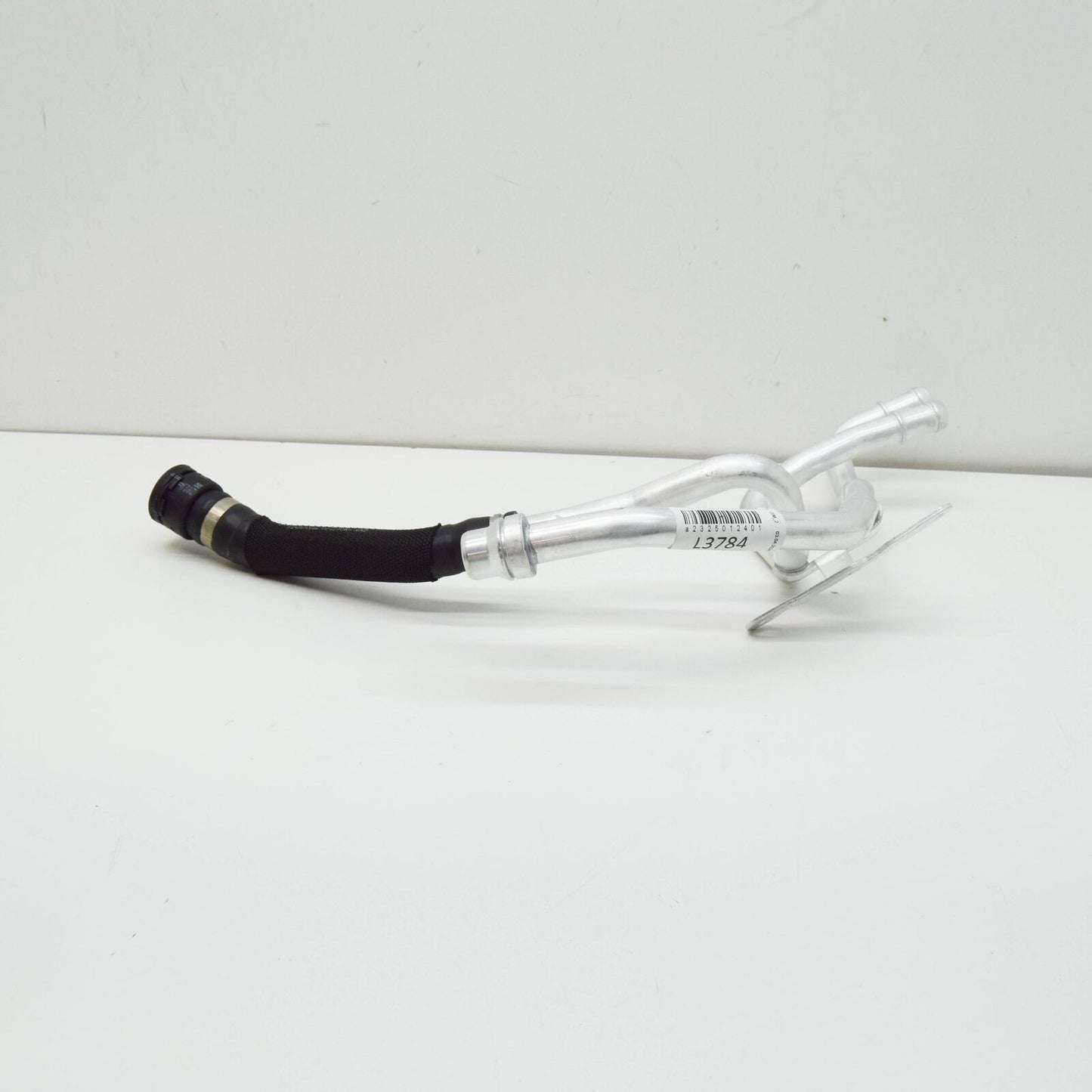 NEW MERCEDES-BENZ SL R232 COOLANT HOSE PIPE A2325012401 ORIGINAL