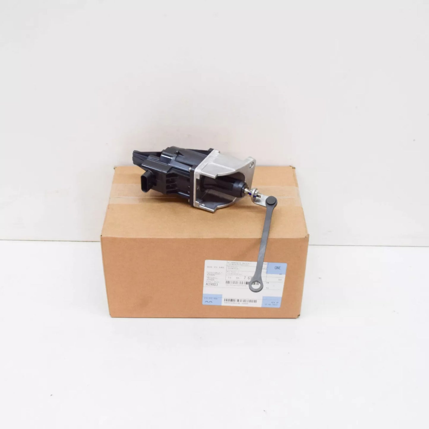 NEW BMW 3 F30 TURBOCHARGER WASTEGATE ACTUATOR 11657638783 7638783 ORIGINAL