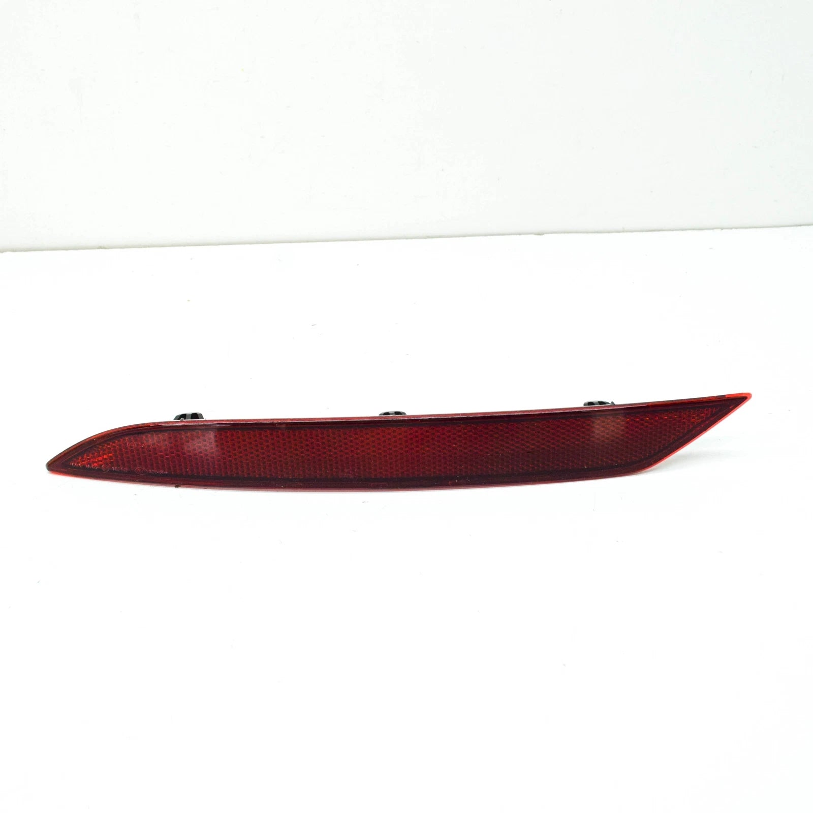 NEW VOLKSWAGEN GOLF MK7 REAR LEFT BUMPER REFLECTOR 5G0945105C ORIGINAL