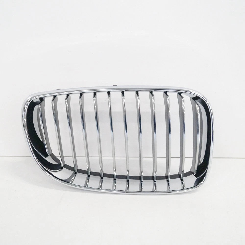 NEW BMW 1 SERIES E87 FRONT BUMPER GRILLE RIGHT SIDE 51137179656 7179656 ORIGINAL
