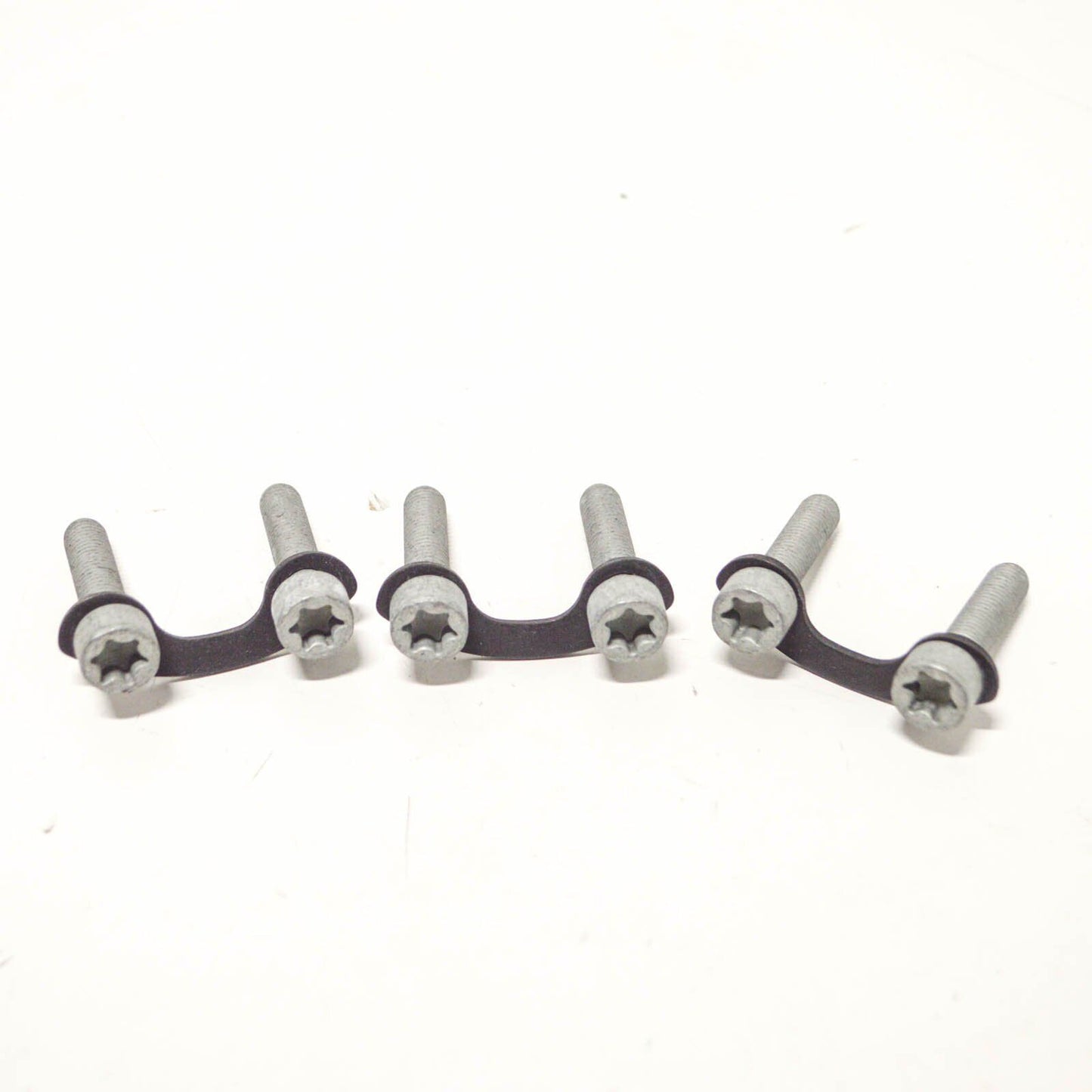 NEW MERCEDES BENZ ML W164 PROPELLER SHAFT FASTENING PLATE TS A1644100125