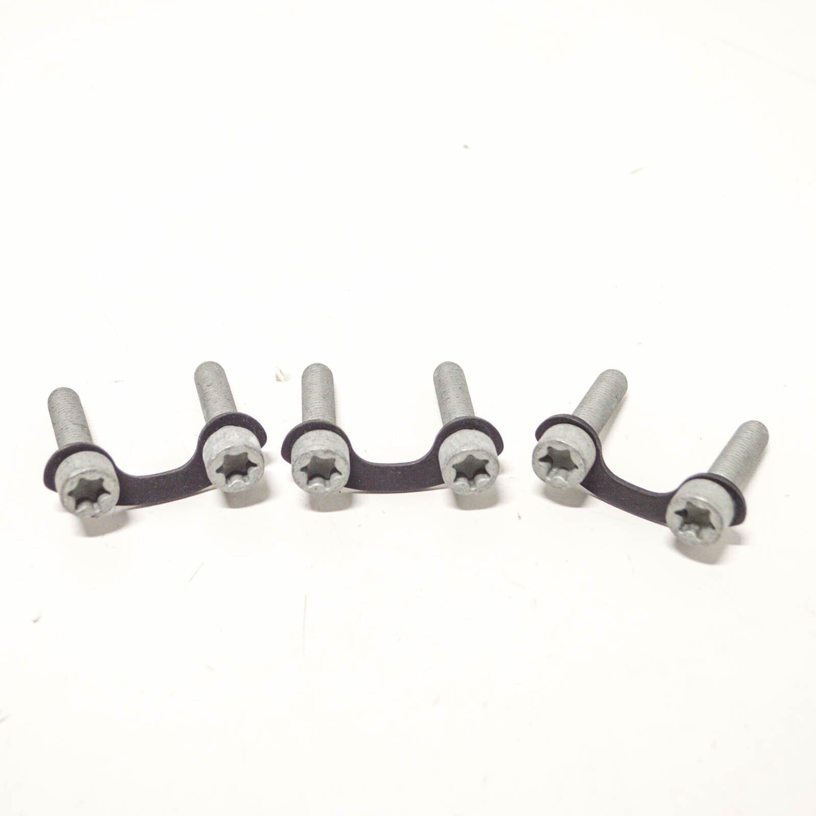 NEW MERCEDES BENZ ML W164 PROPELLER SHAFT FASTENING PLATE TS A1644100125