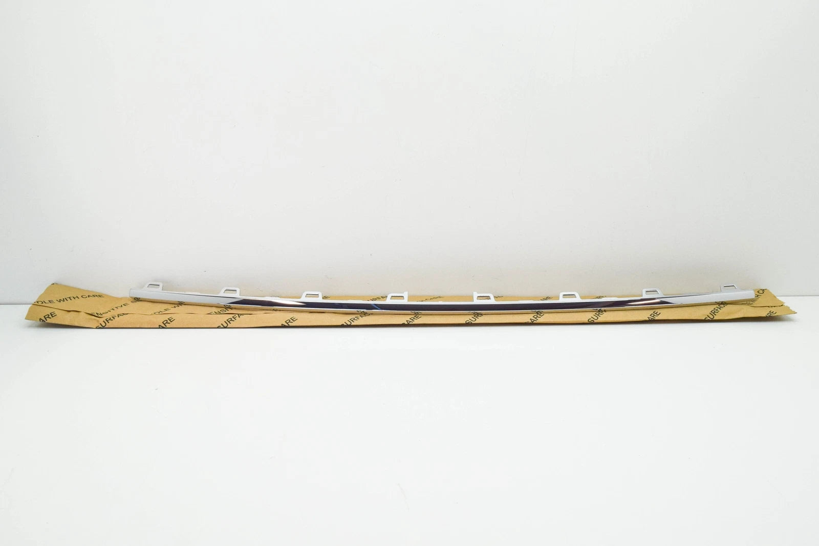 NEW AUDI A6 4A C8 REAR CENTER BUMPER TRIM 4K08535512ZZ ORIGINAL