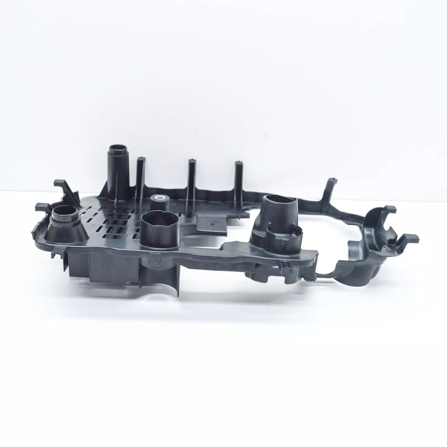 NEW VW BEETLE A5 ENGINE OIL SUMP BAFFLE INSERT 06K103138Q