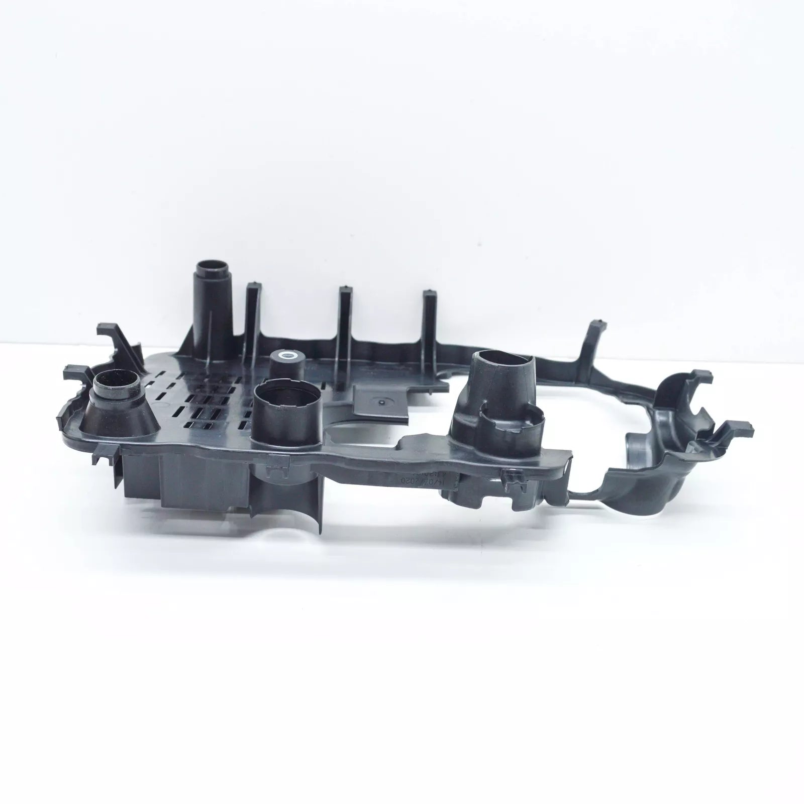 NEW VW BEETLE A5 ENGINE OIL SUMP BAFFLE INSERT 06K103138Q