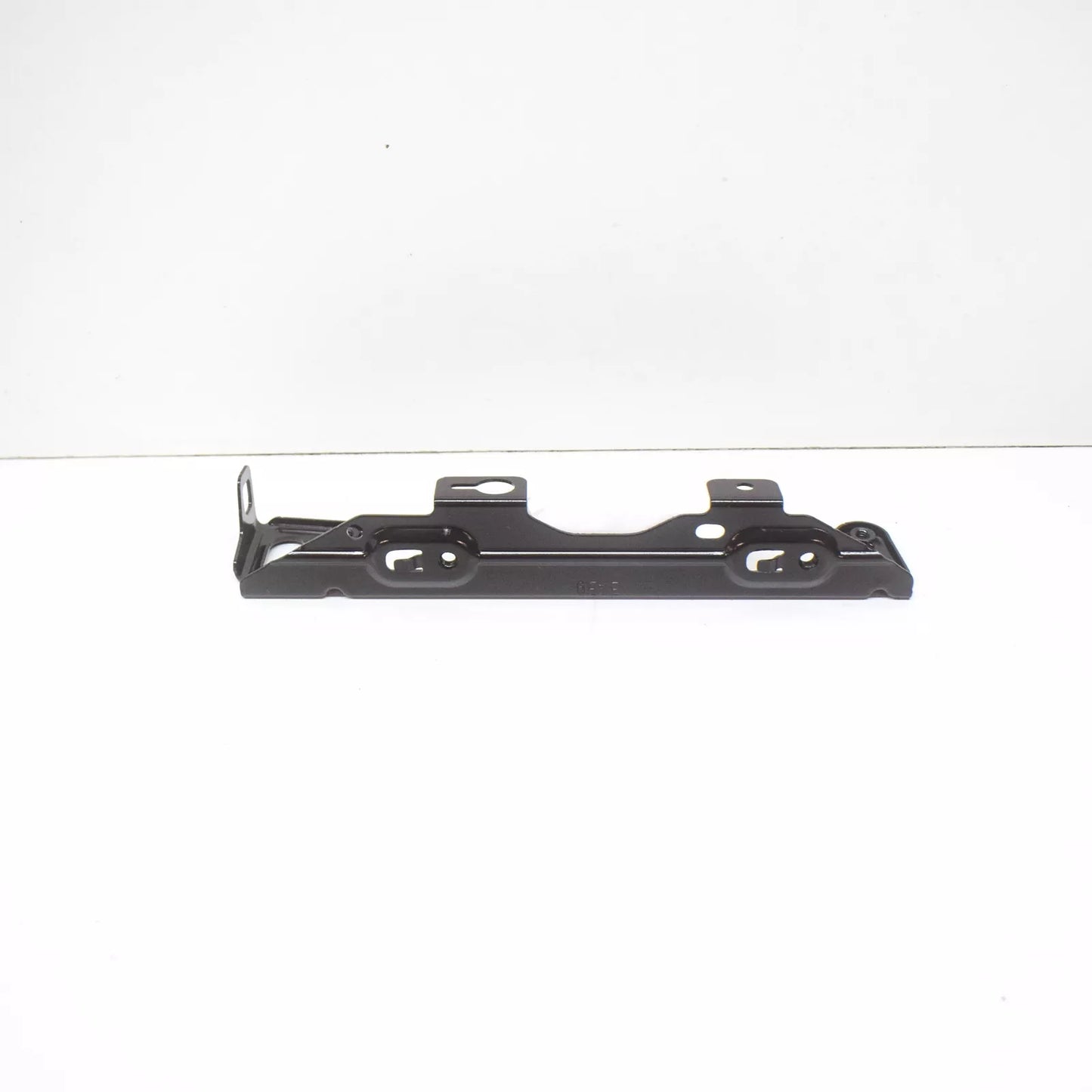 NEW BMW 1 F20 FRONT RADIATOR UPPER RIGHT BRACKET 51647266168 ORIGINAL