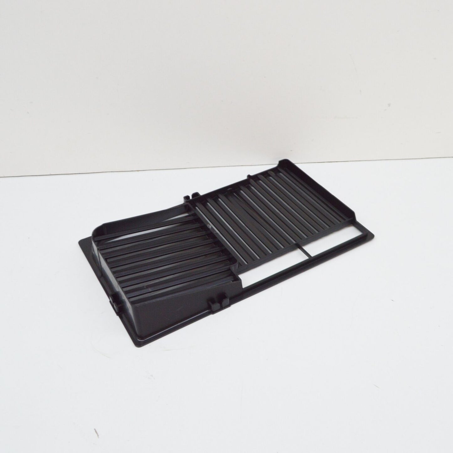 new vw touran 5t air filter insert 5q0129668b original