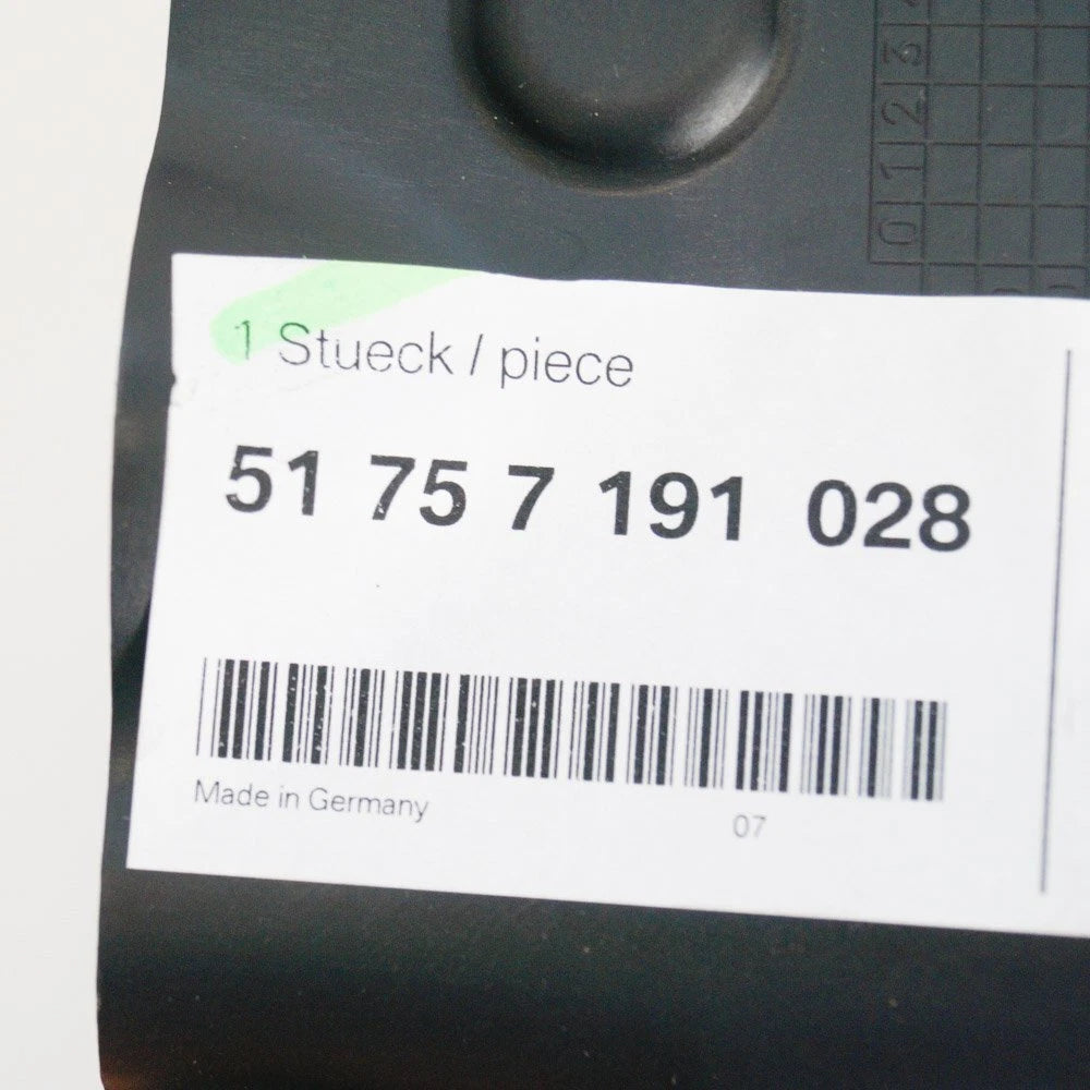 NEW BMW Z4 ROADSTER E89 RIGHT UNDERHOOD SHIELD 51757191028 7191028 ORIGINAL