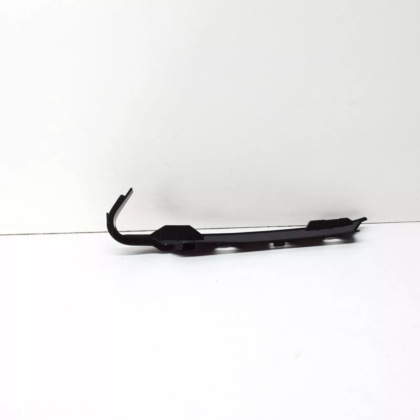 NEW VW TRANSPORTER T6 LEFT HEADLIGHT GUIDE SECTION 7E0941231D ORIGINAL