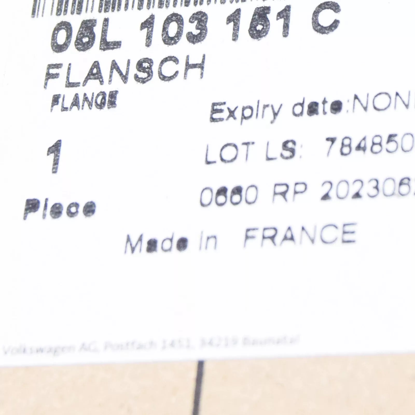 NEW AUDI Q5 FY CRANKCASE HOUSING SEALING FLANGE 05L103151C ORIGINAL