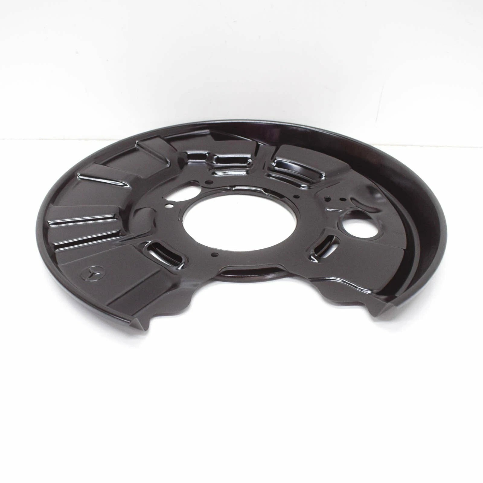 NEW MB S W140 REAR RIGHT WHEEL BRAKE PROTECTIVE PLATE A1404201344
