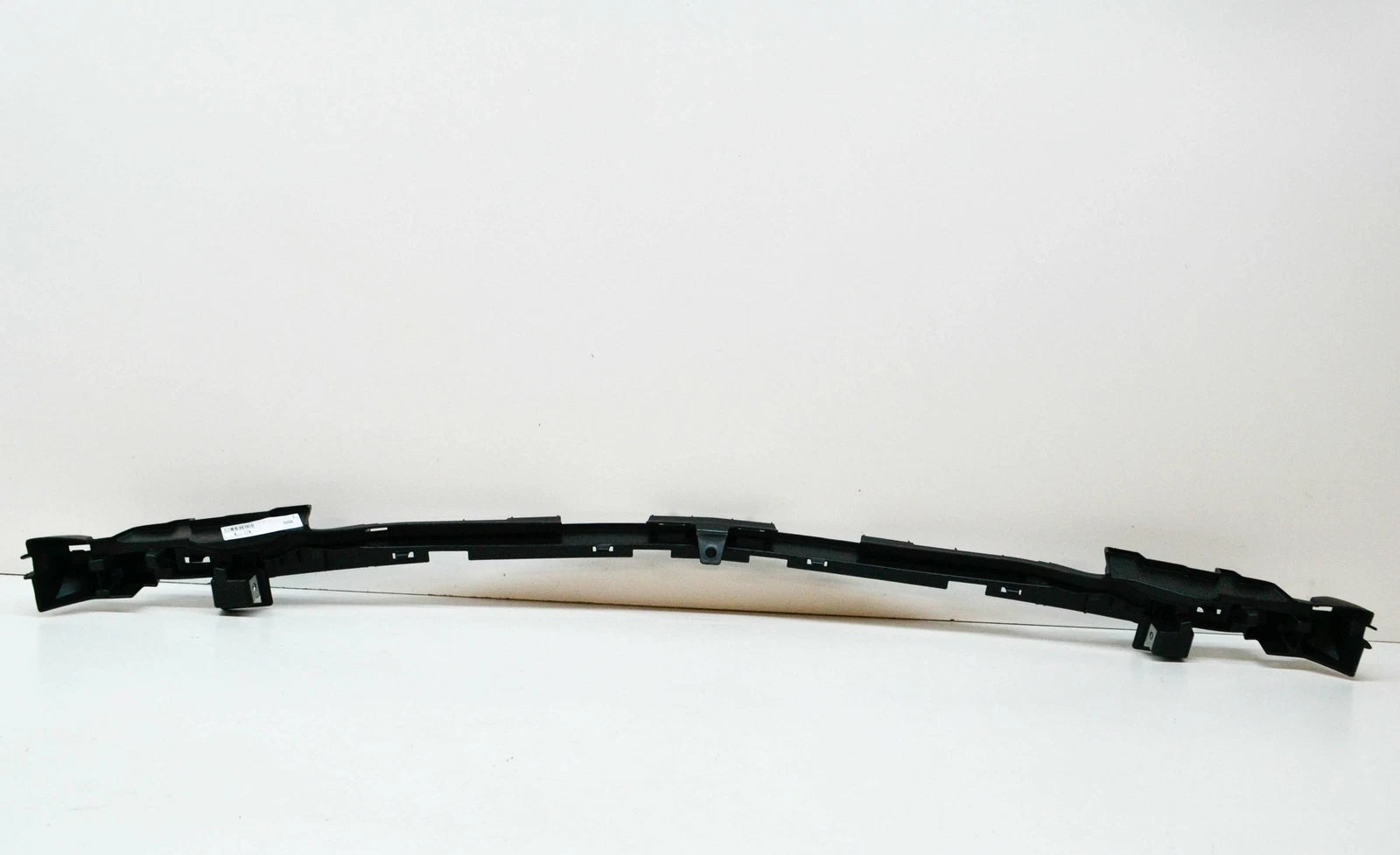 NEW MERCEDES-BENZ C W205 FRONT BUMPER SUPPORT CENTER BRACKET A2058855701