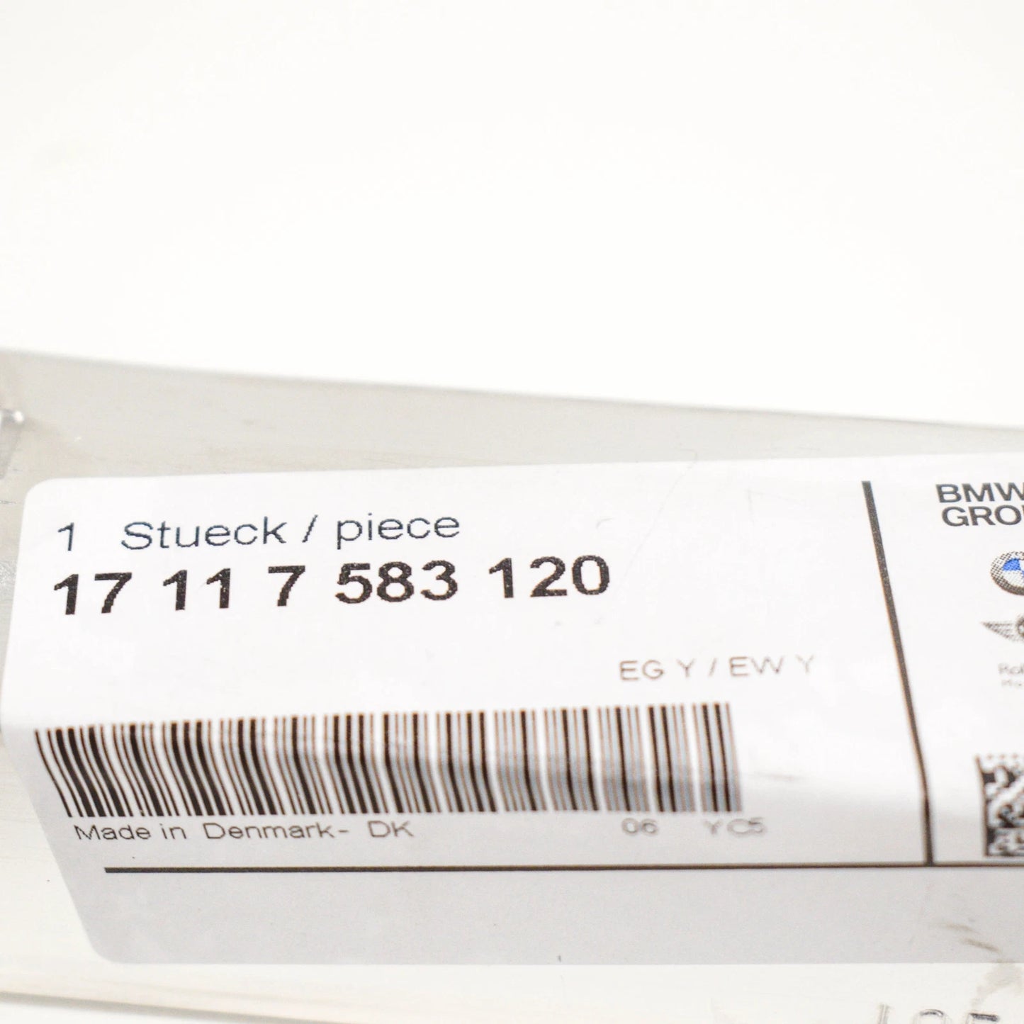 NEW BMW 5 F10 ENGINE OIL COOLER BRACKET RIGHT 17117583120 ORIGINAL