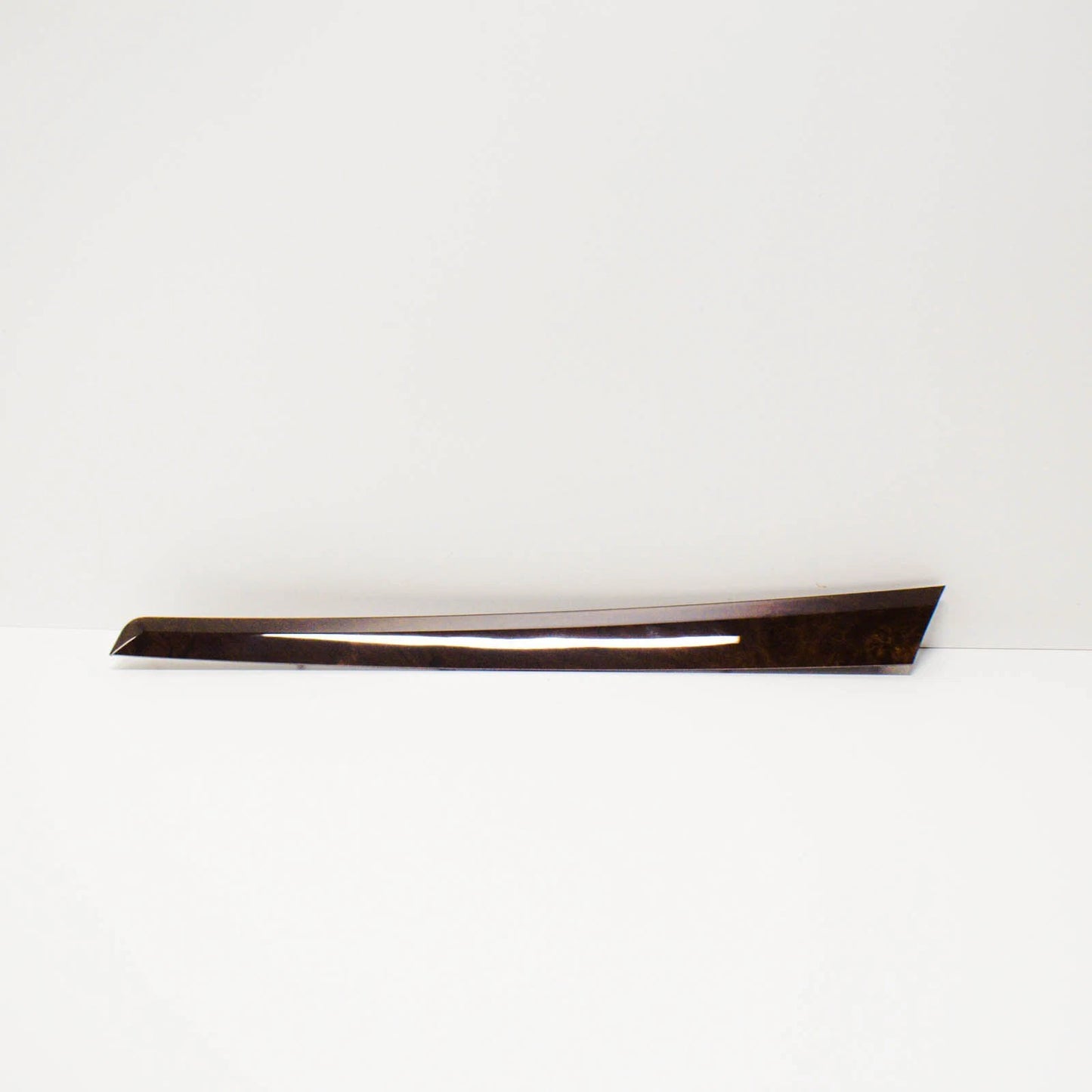 NEW MB E A207 FRONT DOOR INTERIOR RIGHT UPPER TRIM A20772022222A02 ORIGINAL