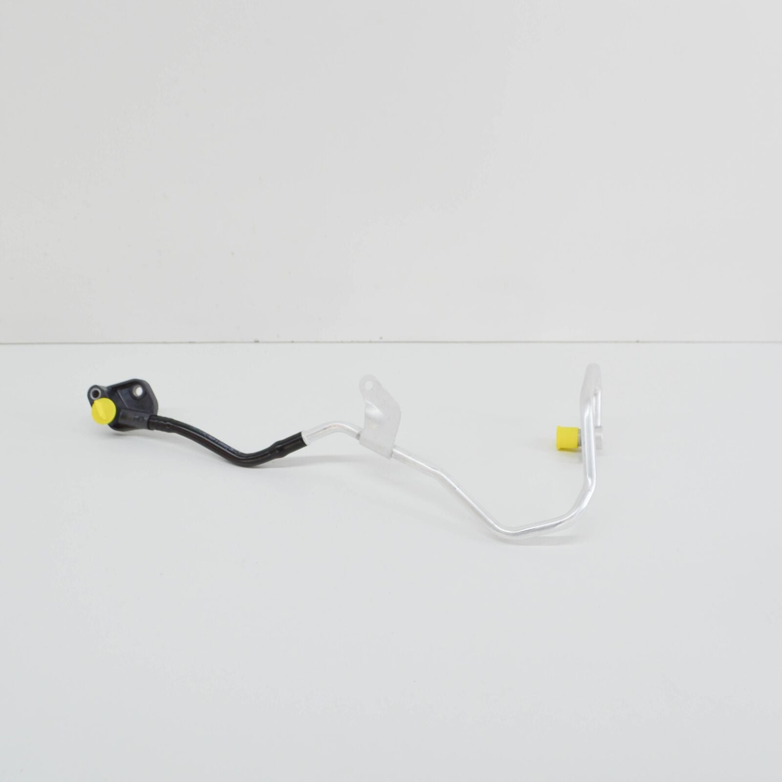 new mb cls c218 turbo return left coolant line a2782001300 original