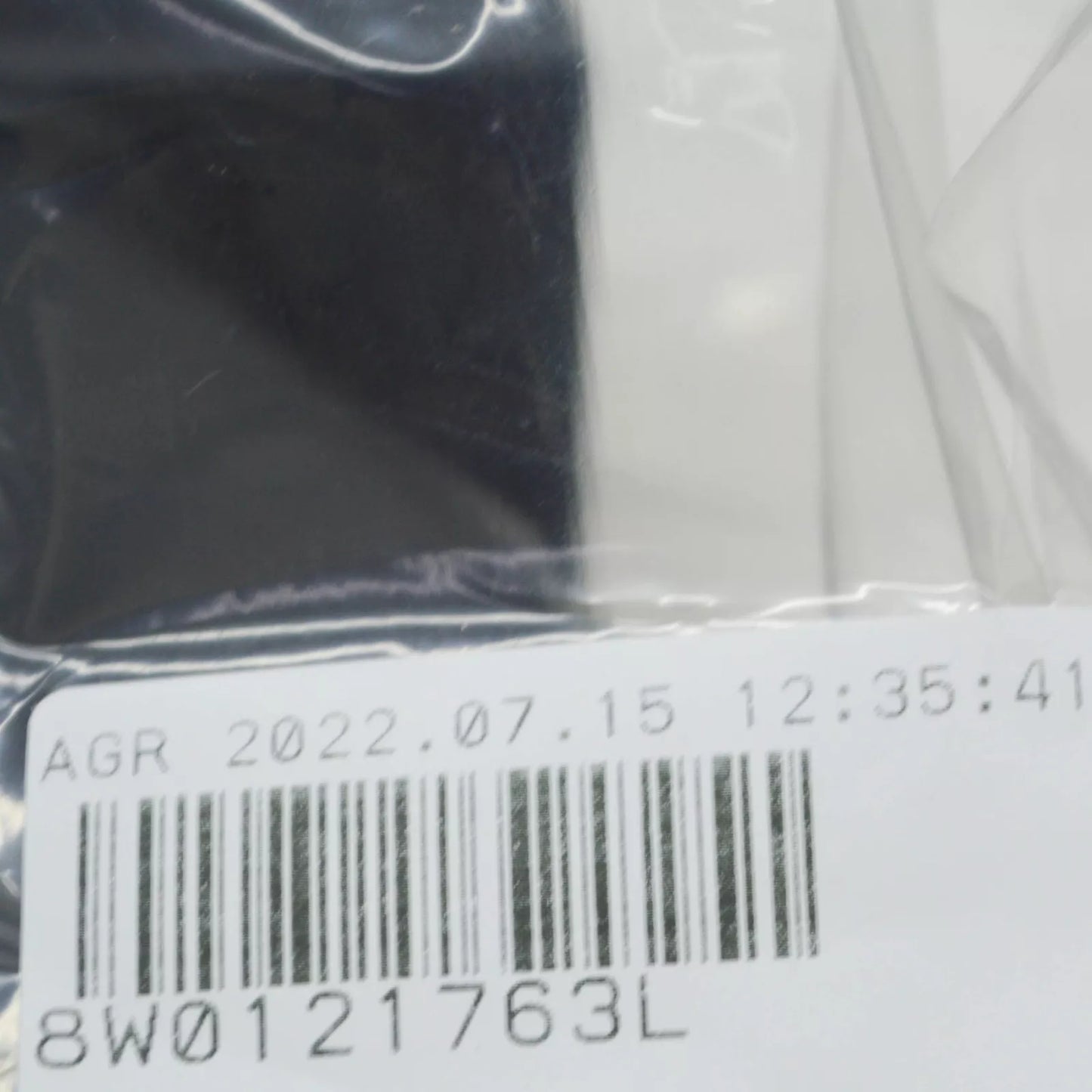 NEW AUDI A4 AVANT B9 FEONT BUMPER LEFT AIR GUIDE 8W0121763L