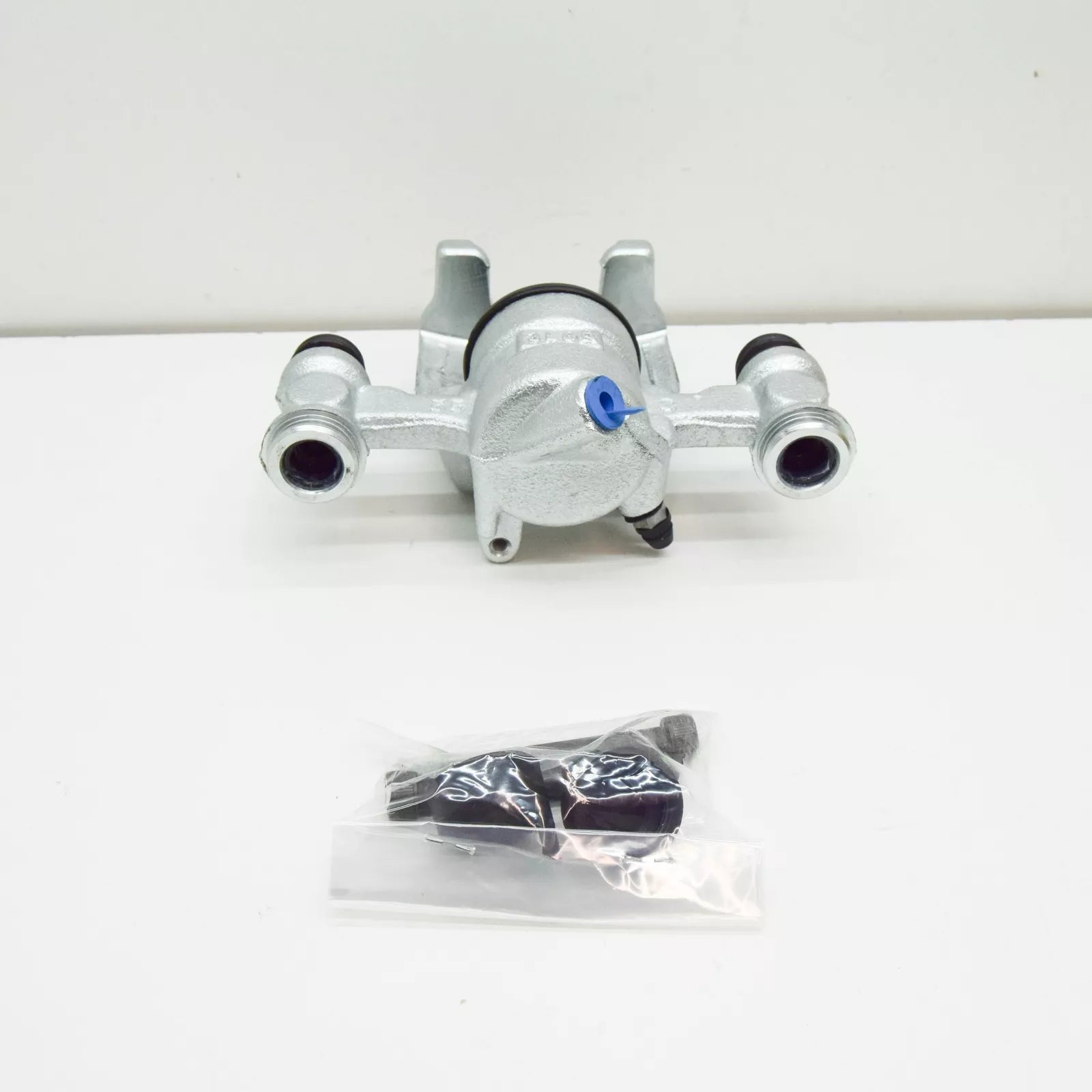 NEW MERCEDES-BENZ VITO W447 REAR RIGHT BRAKE CALIPER A4474208100 ORIGINAL