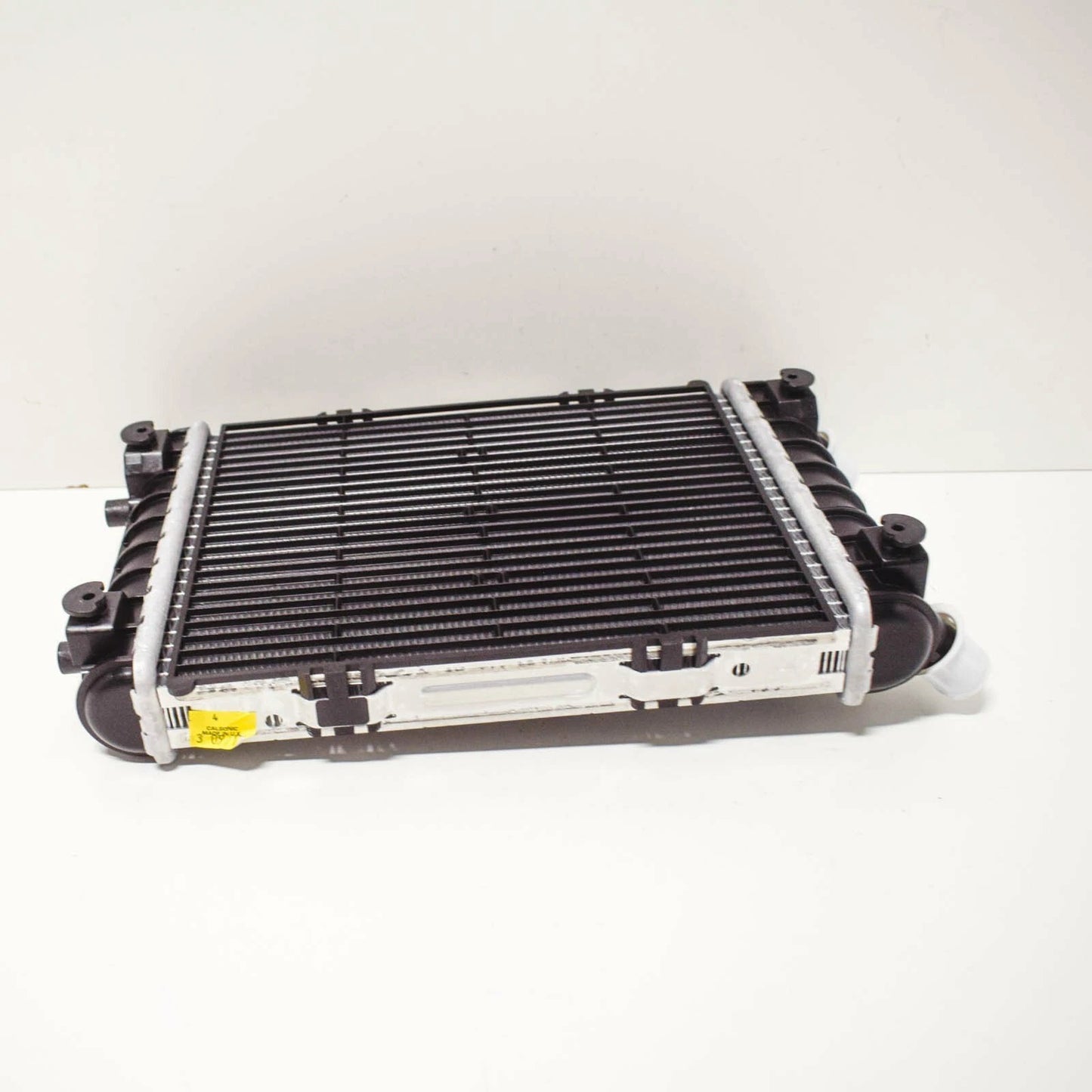 NEW AUDI Q7 4M AUXILIARY COOLANT RADIATOR 4M0121212D ORIGINAL