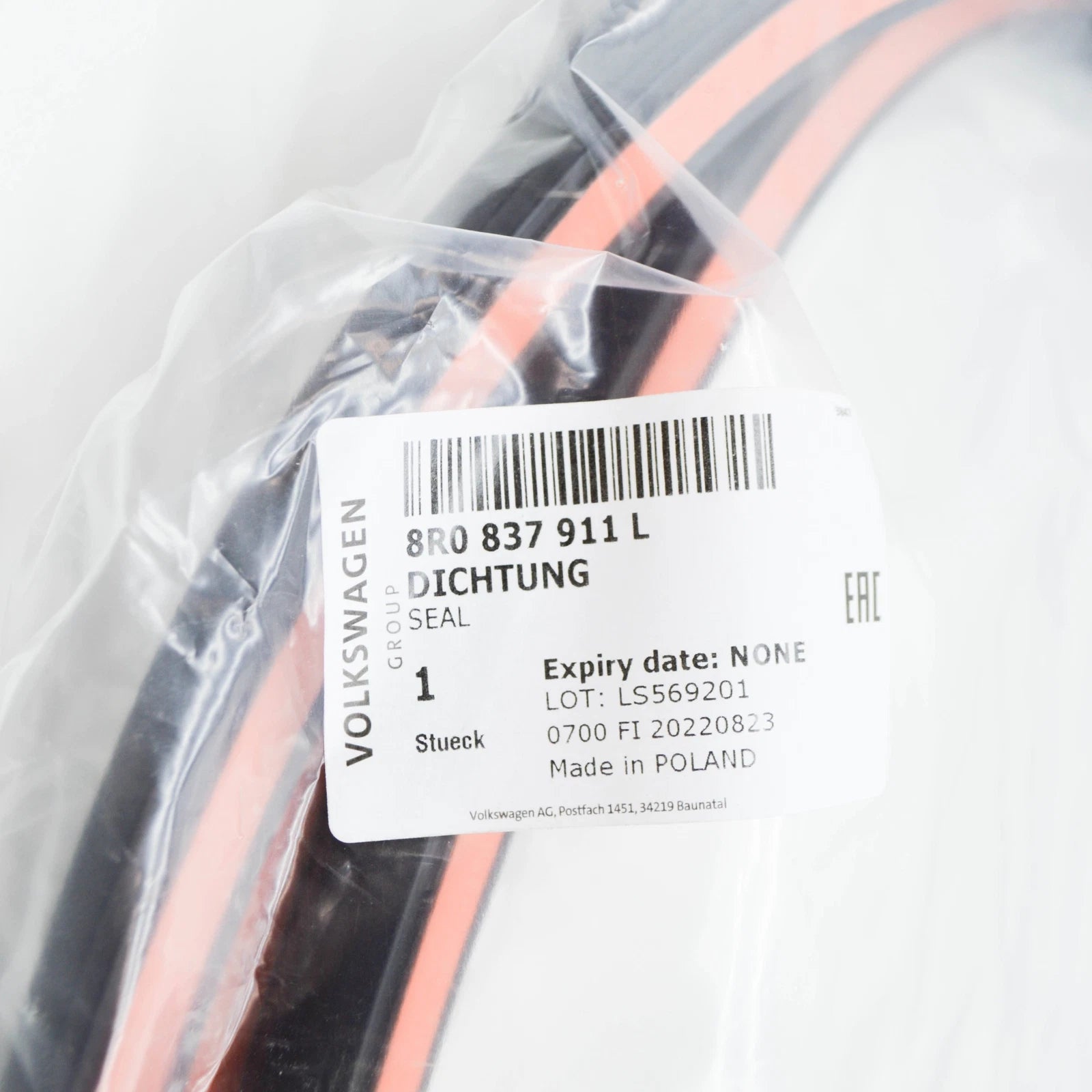 NEW AUDI Q5 FRONT LEFT DOOR RUBBER SEAL 8R 8R0837911L 2013