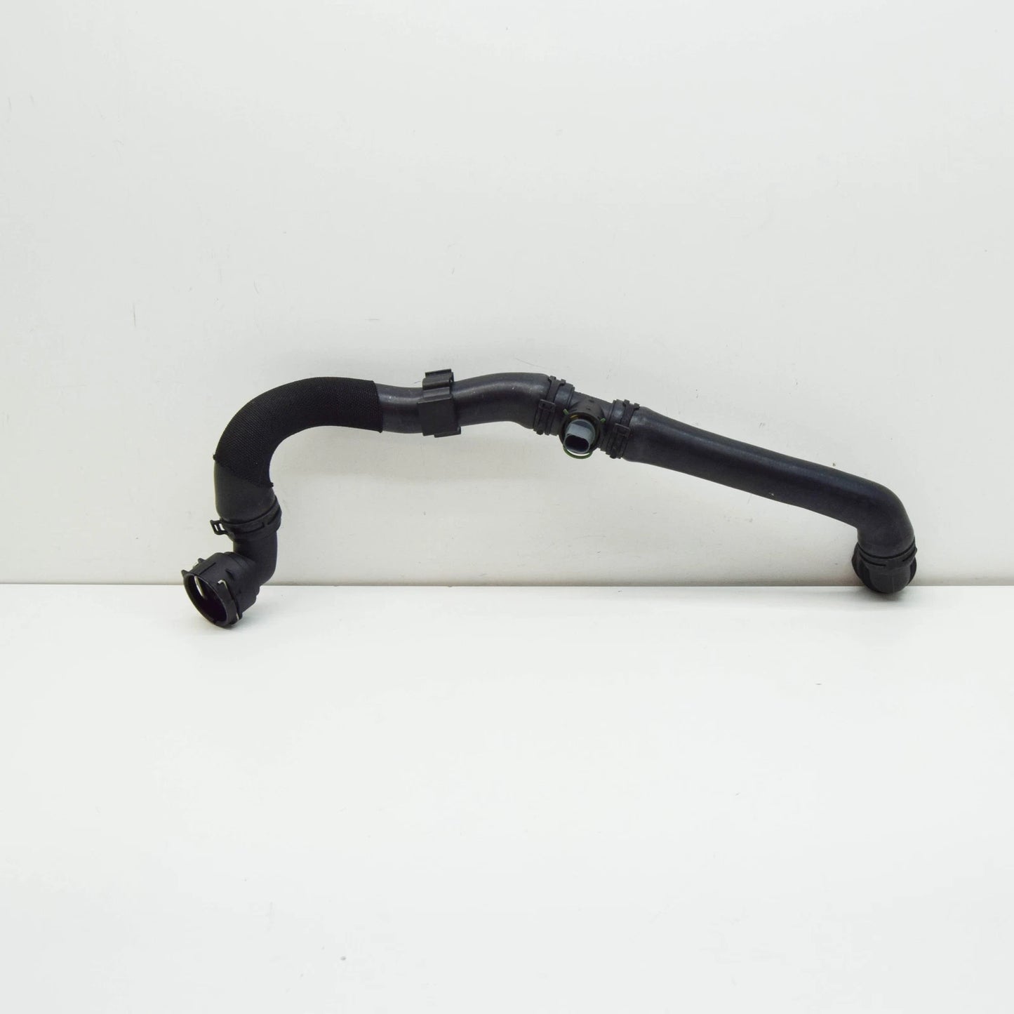 NEW AUDI Q3 8U COOLANT HOSE WITH QUICK RELEASE COUPLING 5N0122051CF ORIGINAL