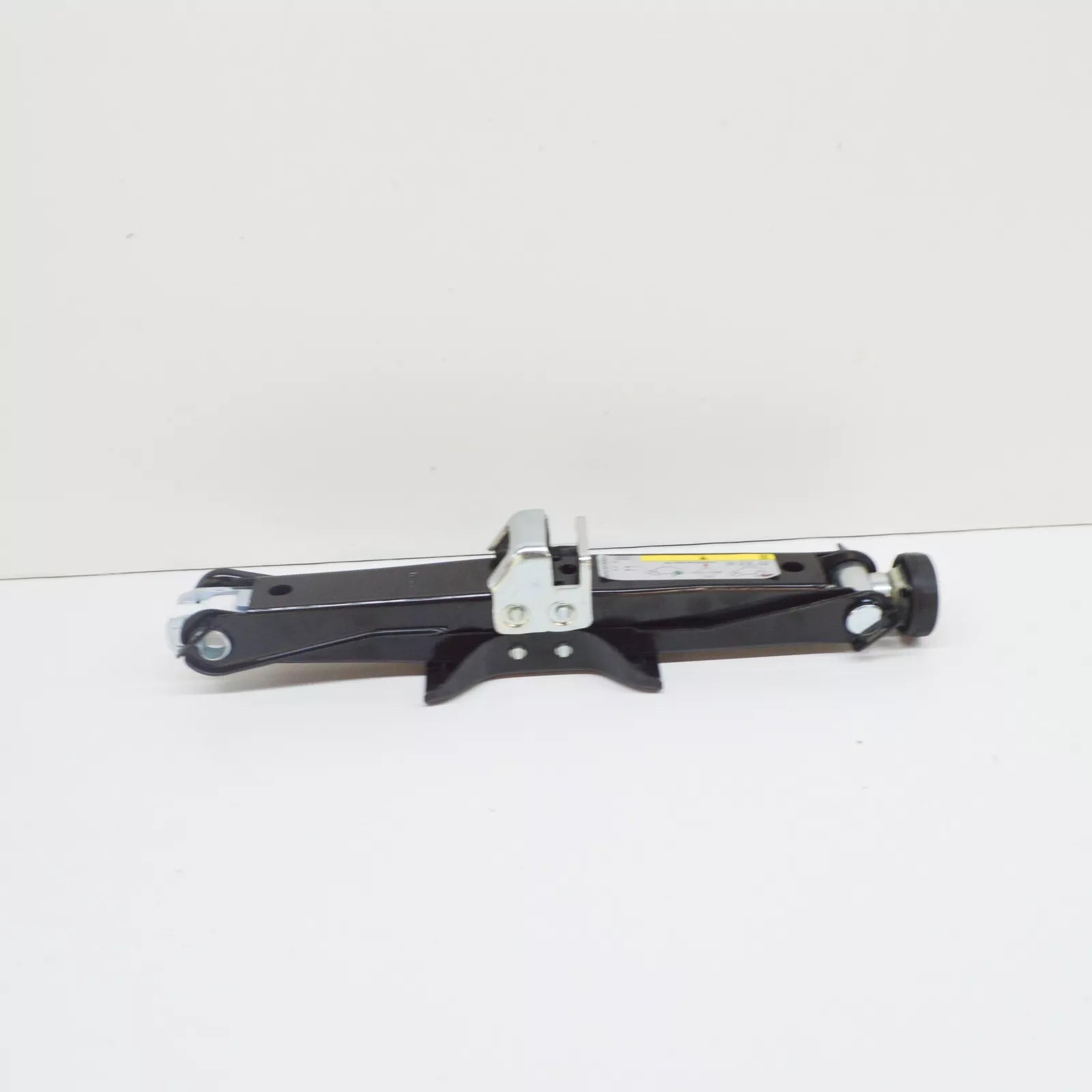 NEW AUDI A4 B8 LIFT JACK 8K0011031M