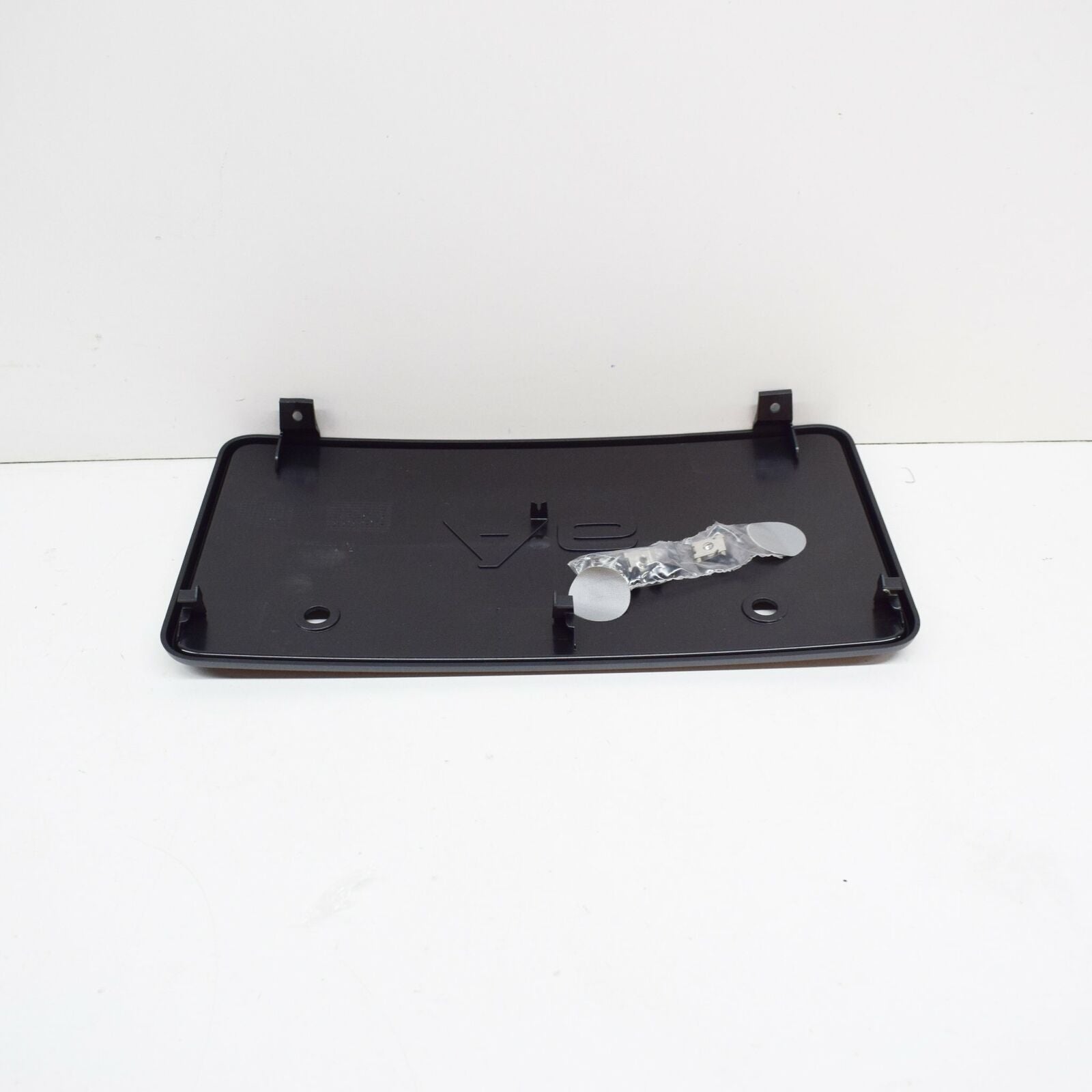 NEW AUDI A6 C6 FRONT LICENCE PLATE TRIM 4F0807285CB1QP ORIGINAL