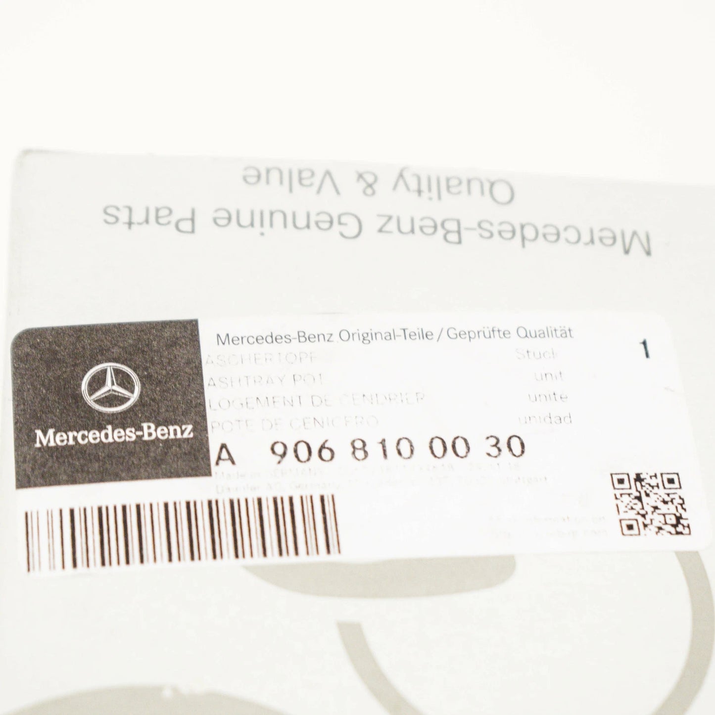 NEW MERCEDES BENZ SPRINTER 906 ASHTRAY A9068100030 ORIGINAL