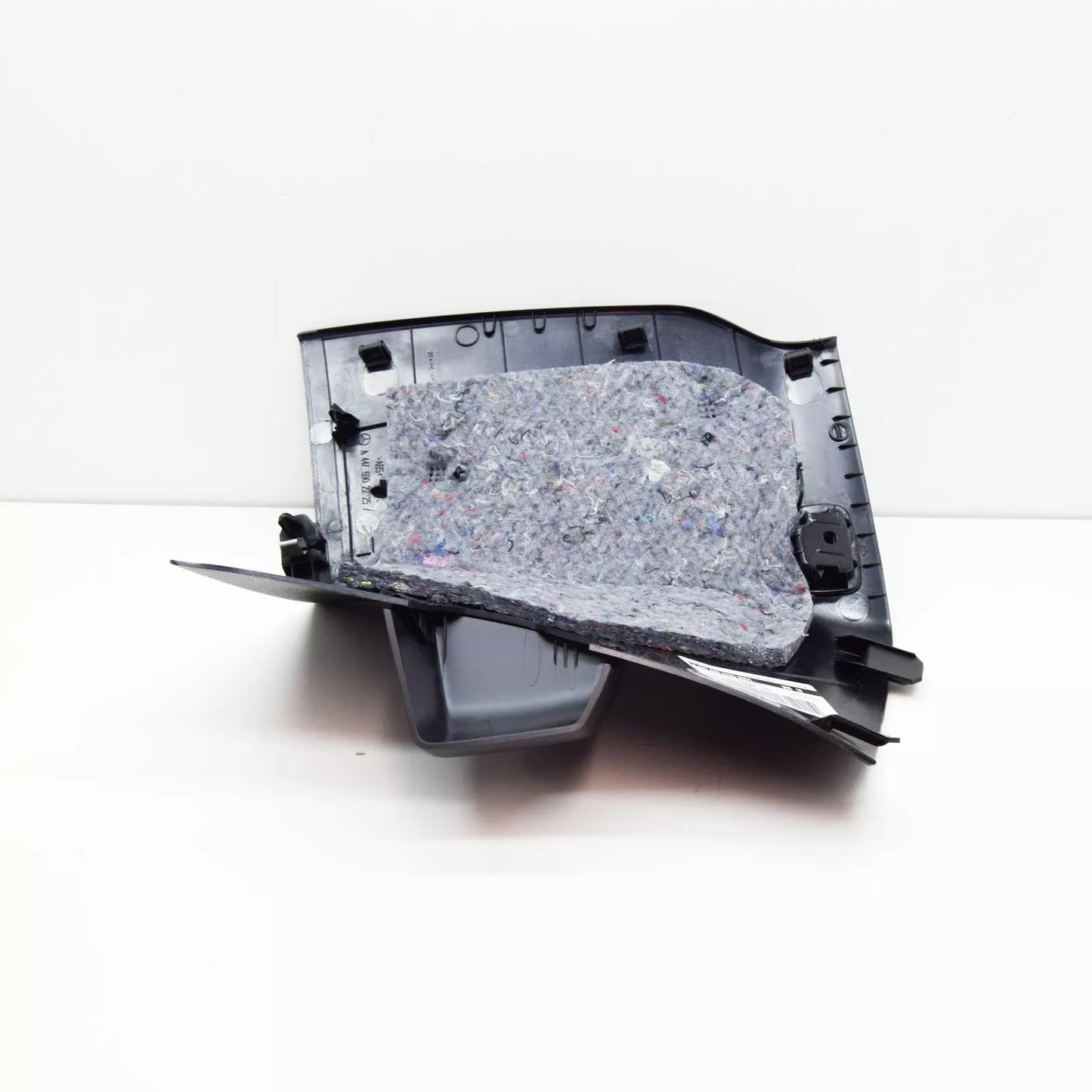 NEW MERCEDES-BENZ VITO W447 RIGHT SIDE D-PILLAR TRIM A44769022259051 ORIGINAL