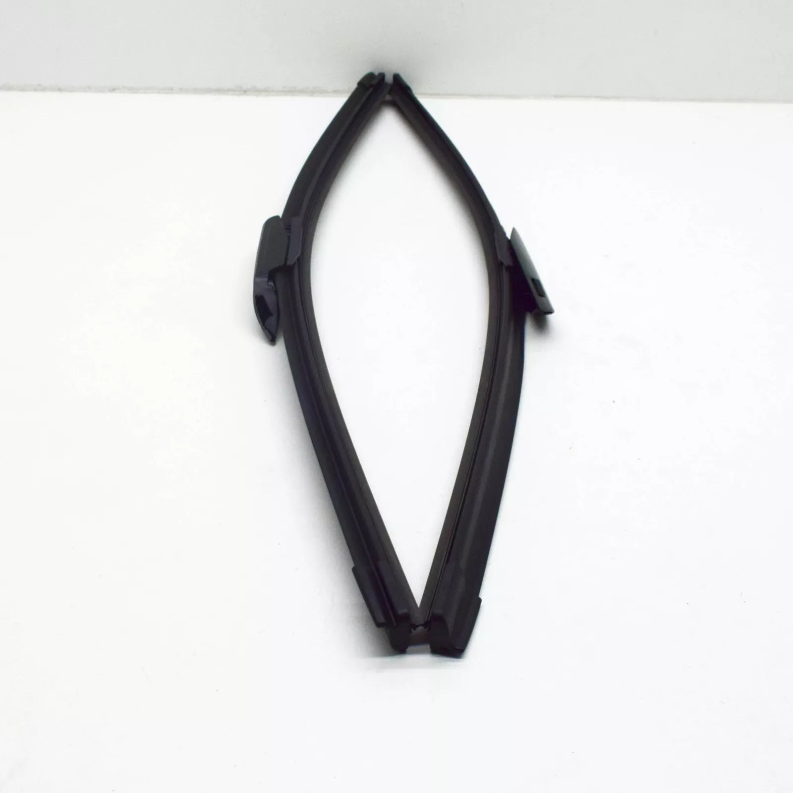 NEW MERCEDES-BENZ C W206 FRONT WINDSHIELD WIPER ARMS SET LHD A2068201500