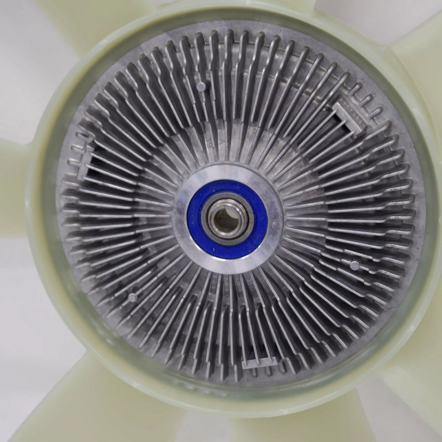 NEW VW CRAFTER COOLING RADIATOR FAN 03L121301 ORIGINAL